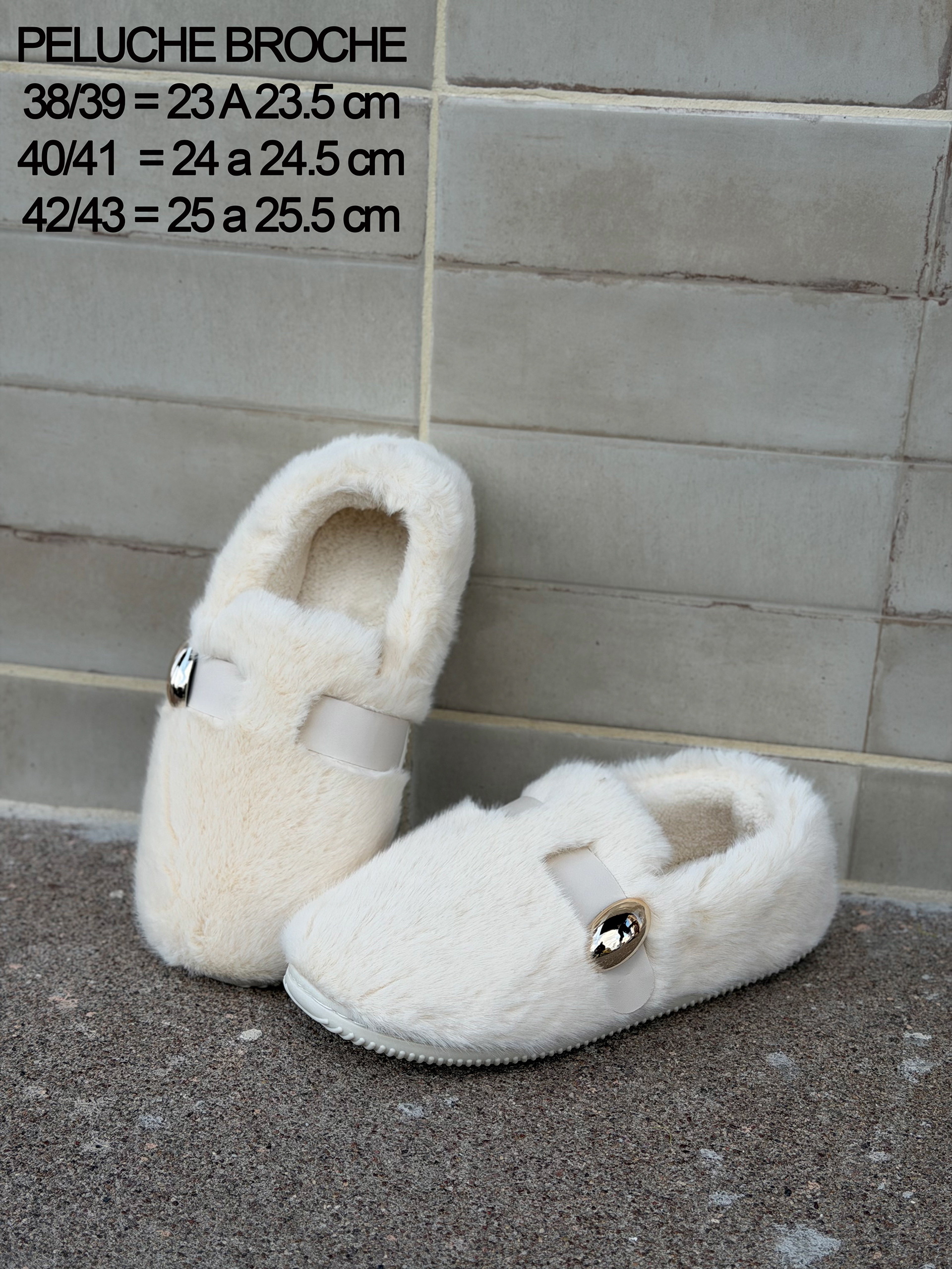 PELUCHE BROCHE $275