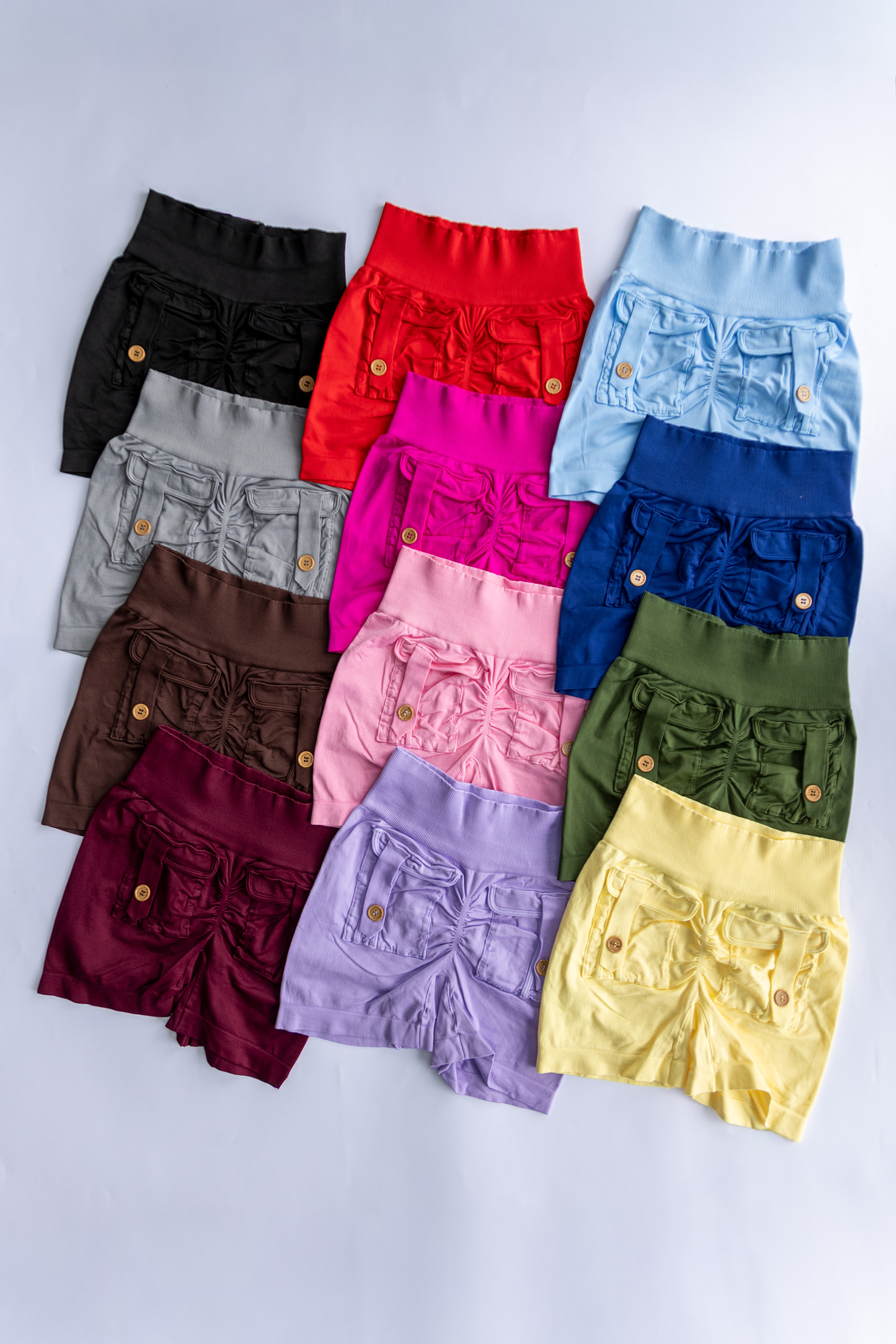SHORT PUSH UP BOTÓN - UNI / $99