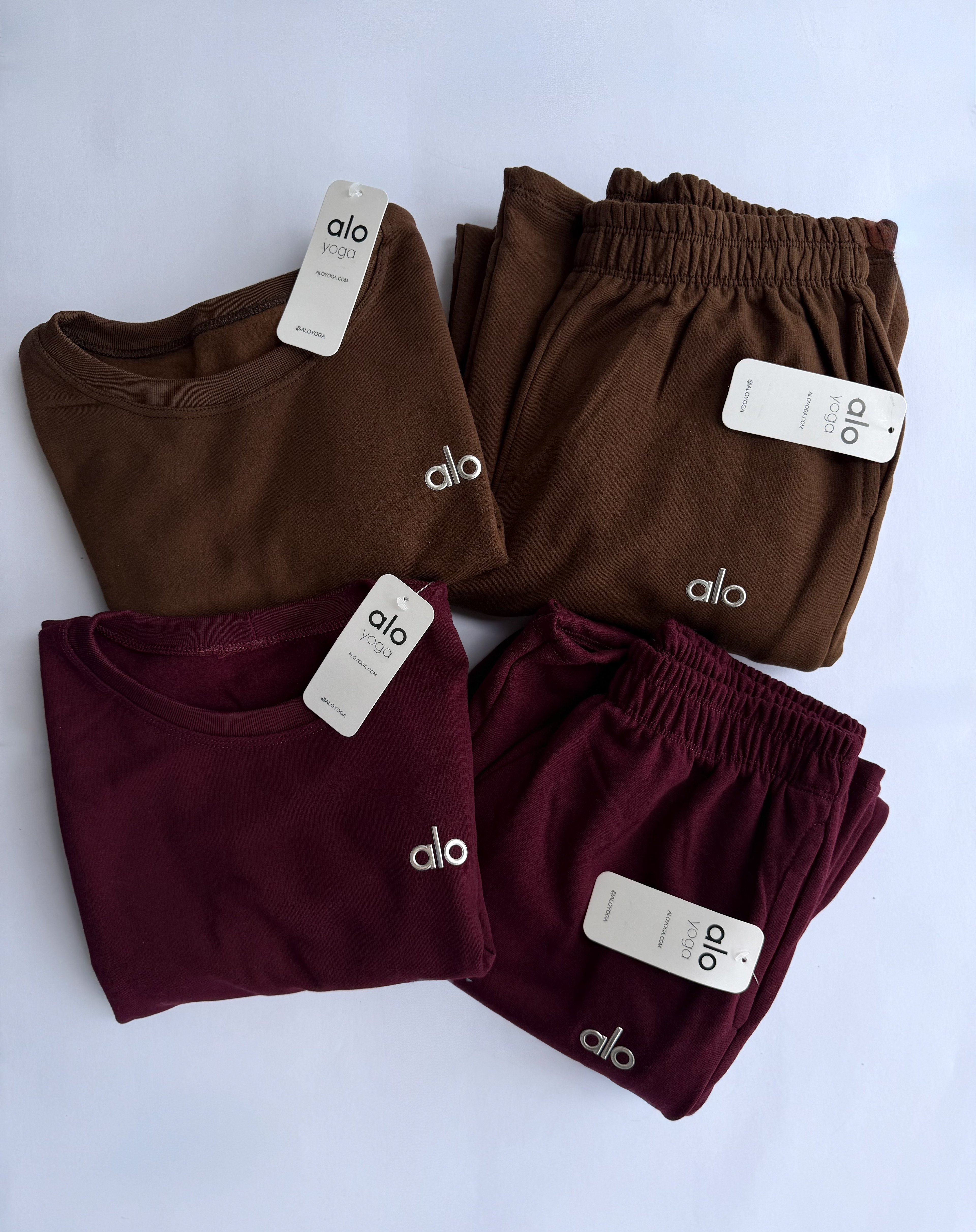 SUDADERA CROP SOLA $175 - unitalla, felpa algodón, logo en relieve