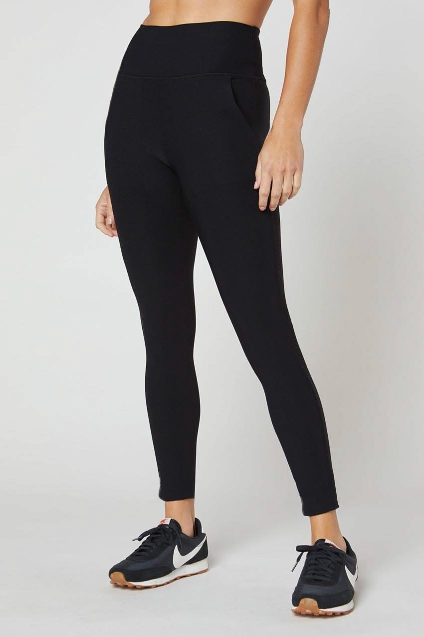 LEGGING ENTUBADO - $99 - S/M y M/L, licra polex, control de abdomen, bolsas a los lados
