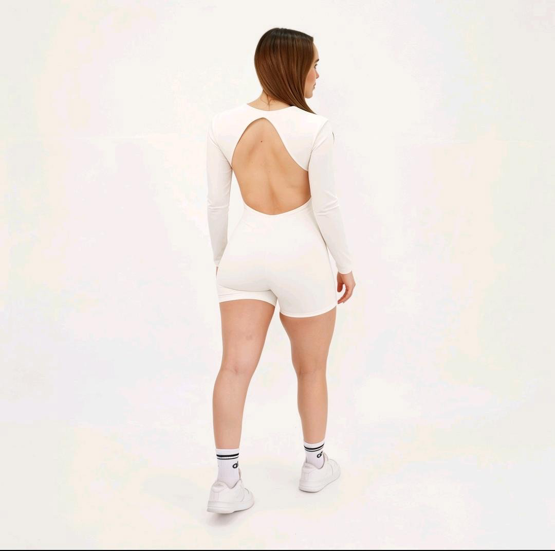 BODY ESCOTE ML - UNI Y XL / $325 - licra brasil, copas removibles