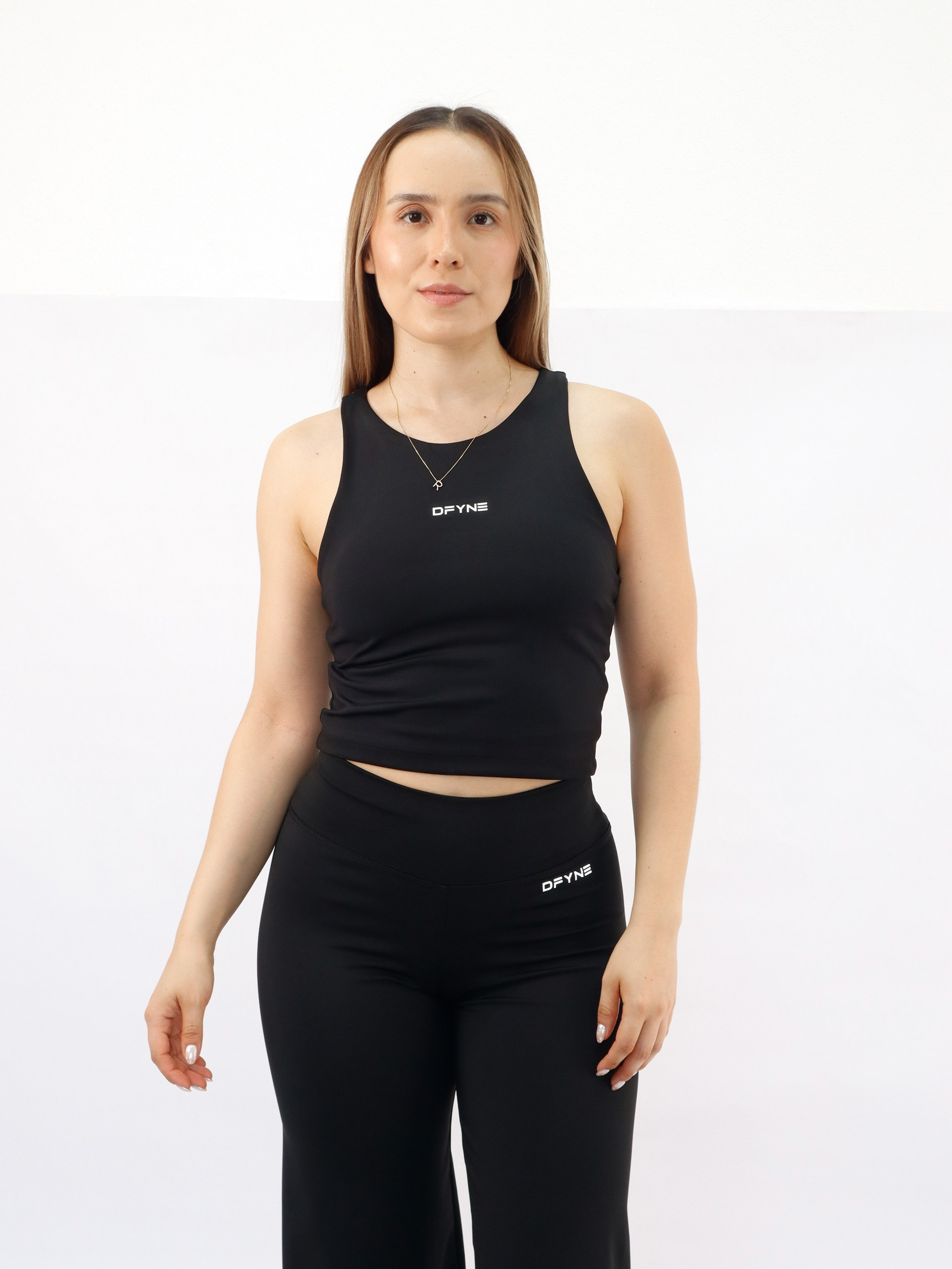 BLUSA $215 - LEGGING $225