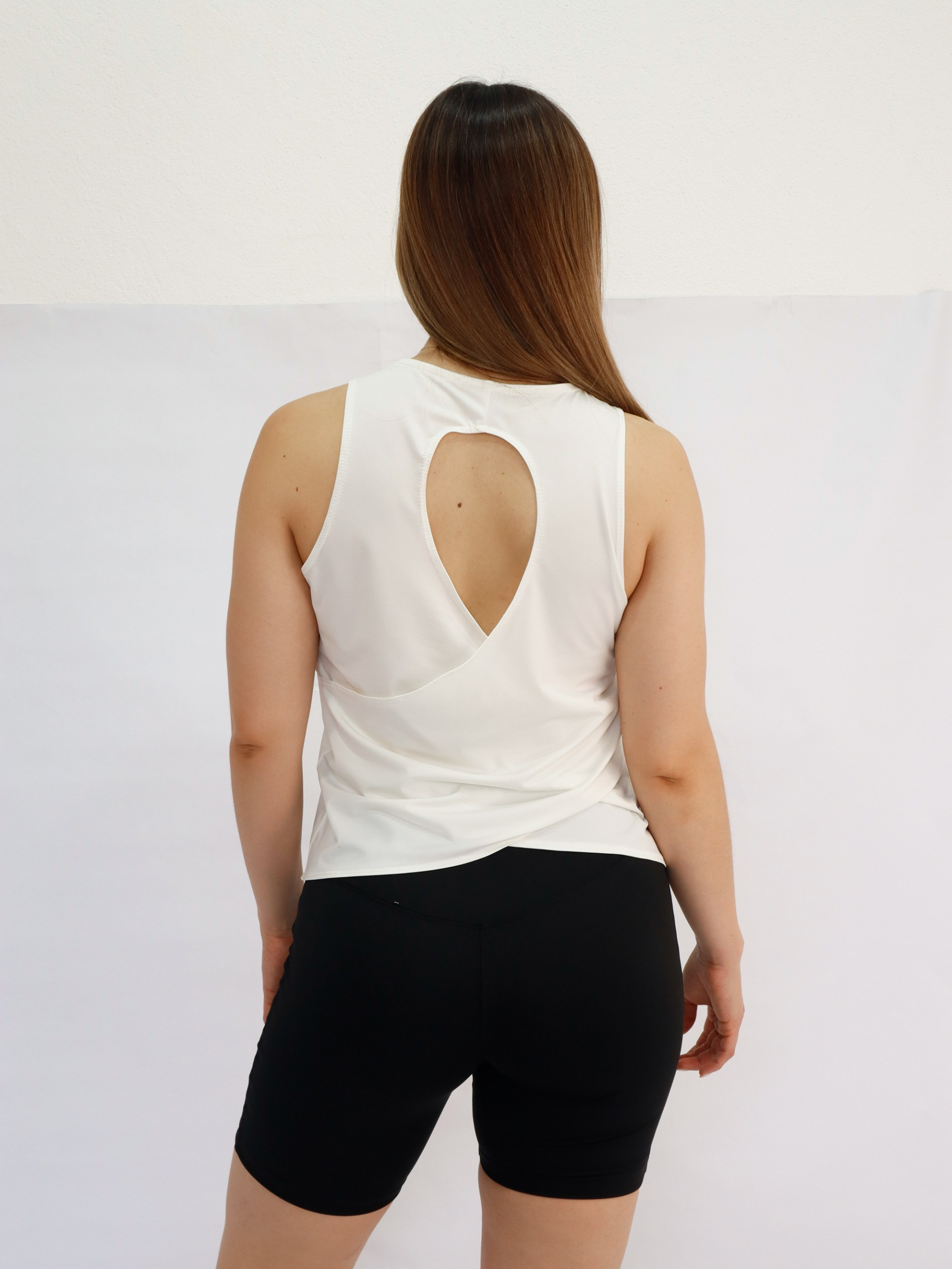 BLUSA LICRA CRUZADA $245