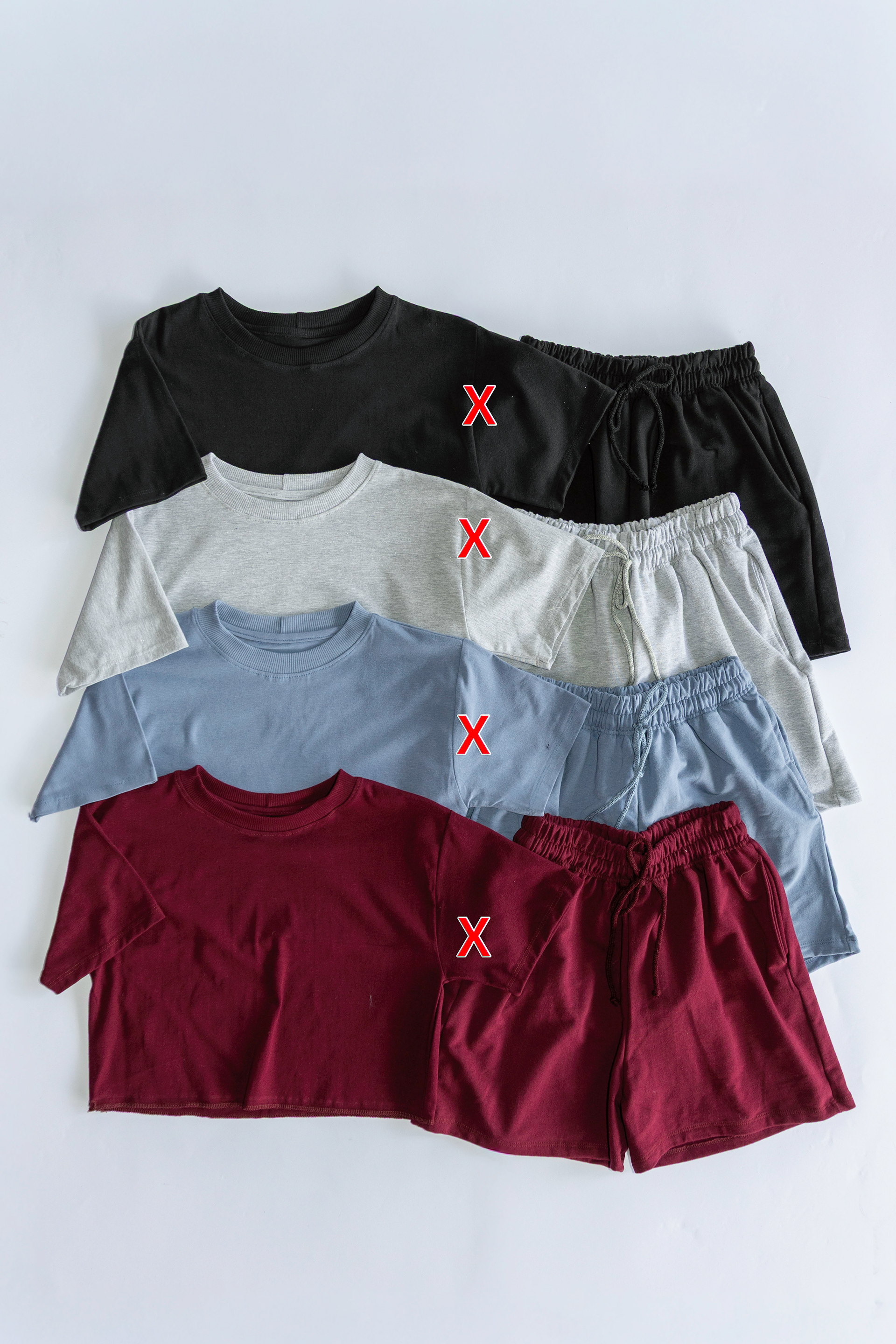 CONJUNTO SHORT Y CROP - UNI / $225