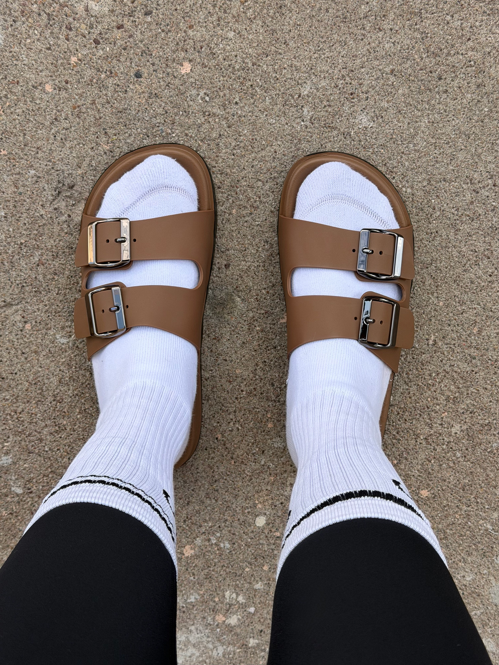 SANDALIA $145