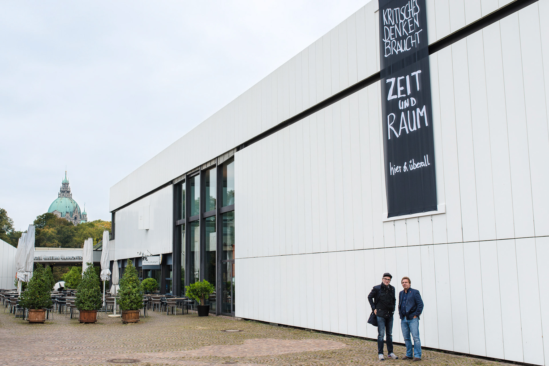 Mischa Kuball, White Space - Kritisches Denken braucht Zeit und Raum