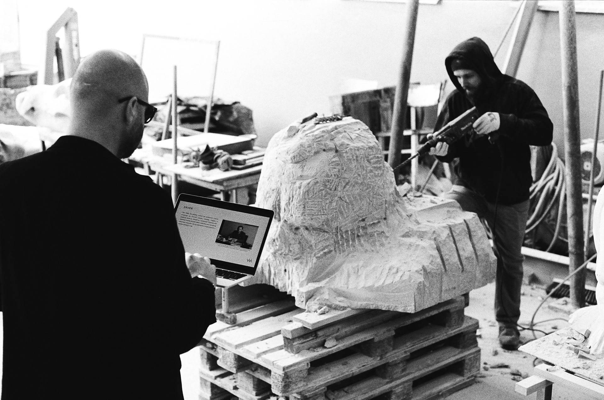 projekt socha Imrich Karvaš