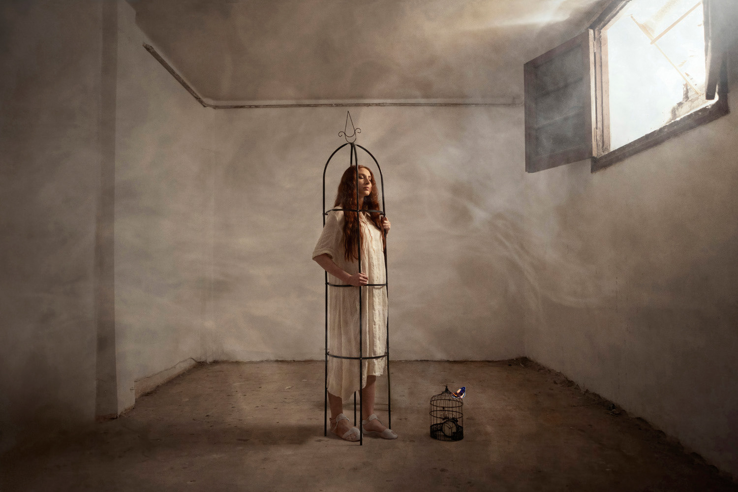 Introspective1 - 60x40 - Hannemuhle Photo Rag Matellic