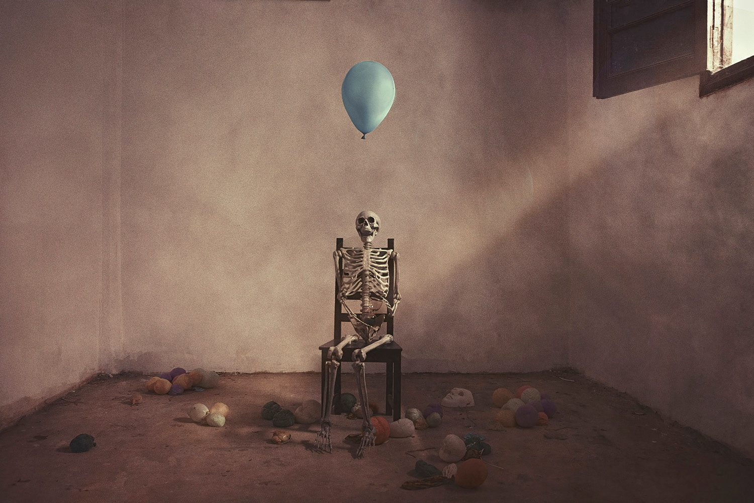 Paradox 5.   60x40 cm  15 unid.