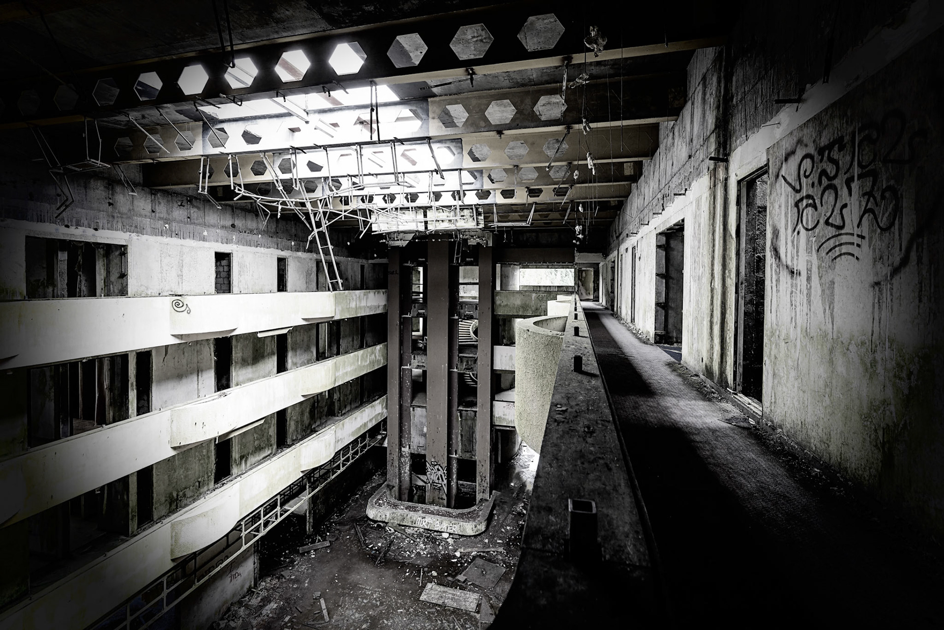 Verlassenes 5-Sterne Hotel auf Sao Miguel (Azoren)