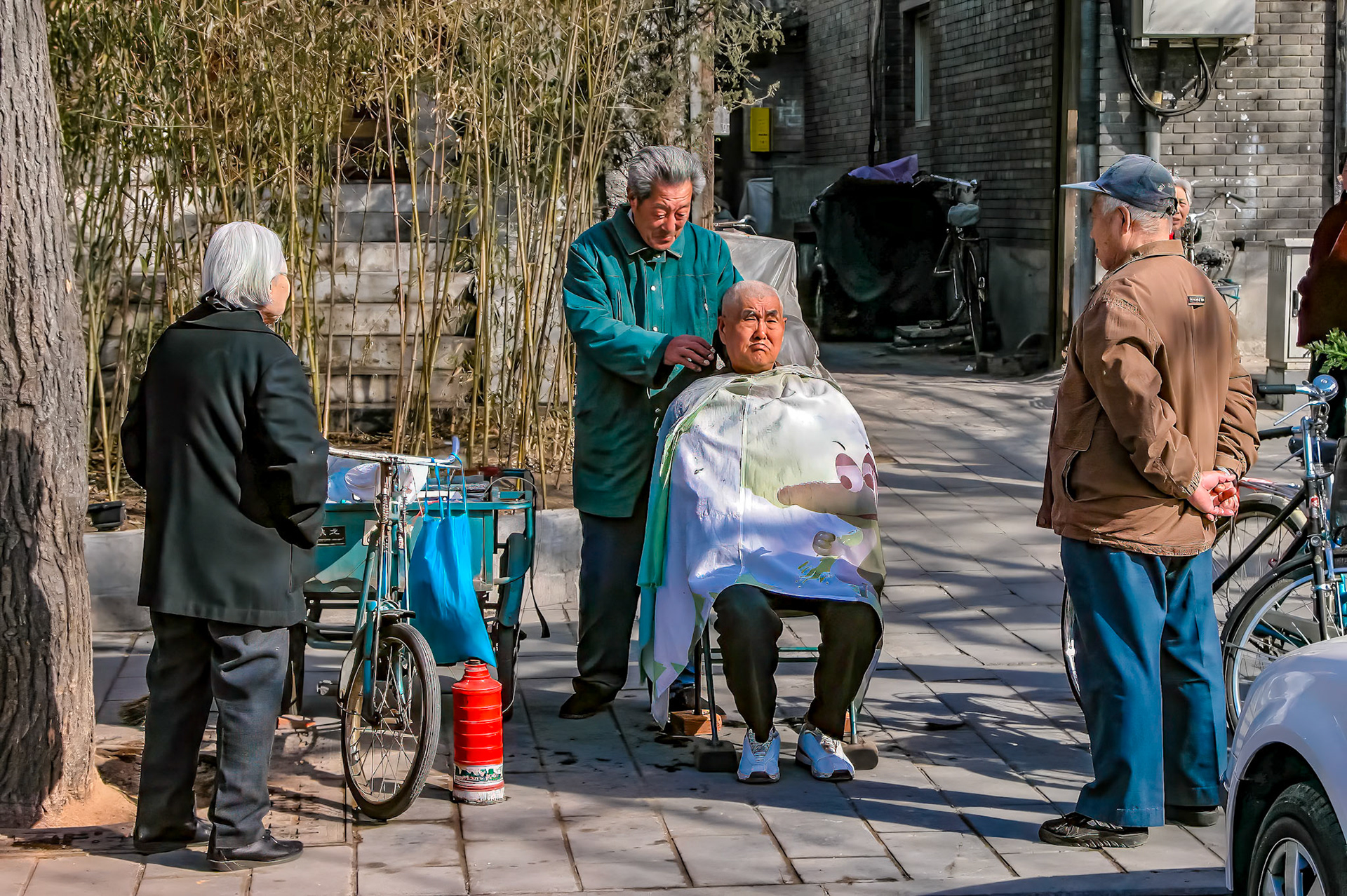 Street hairdresser / Beijing