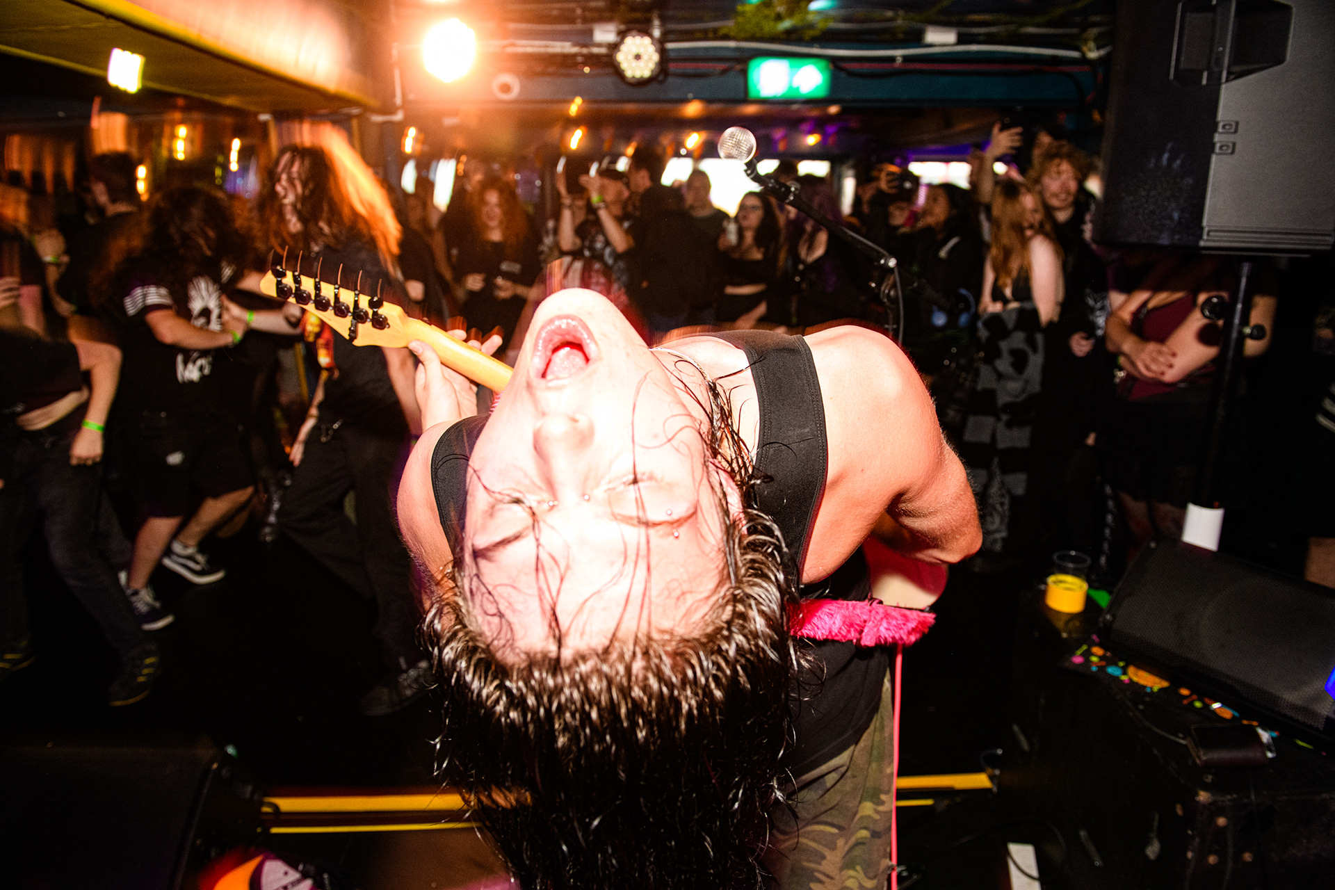 Edging @ Daltons, BTN