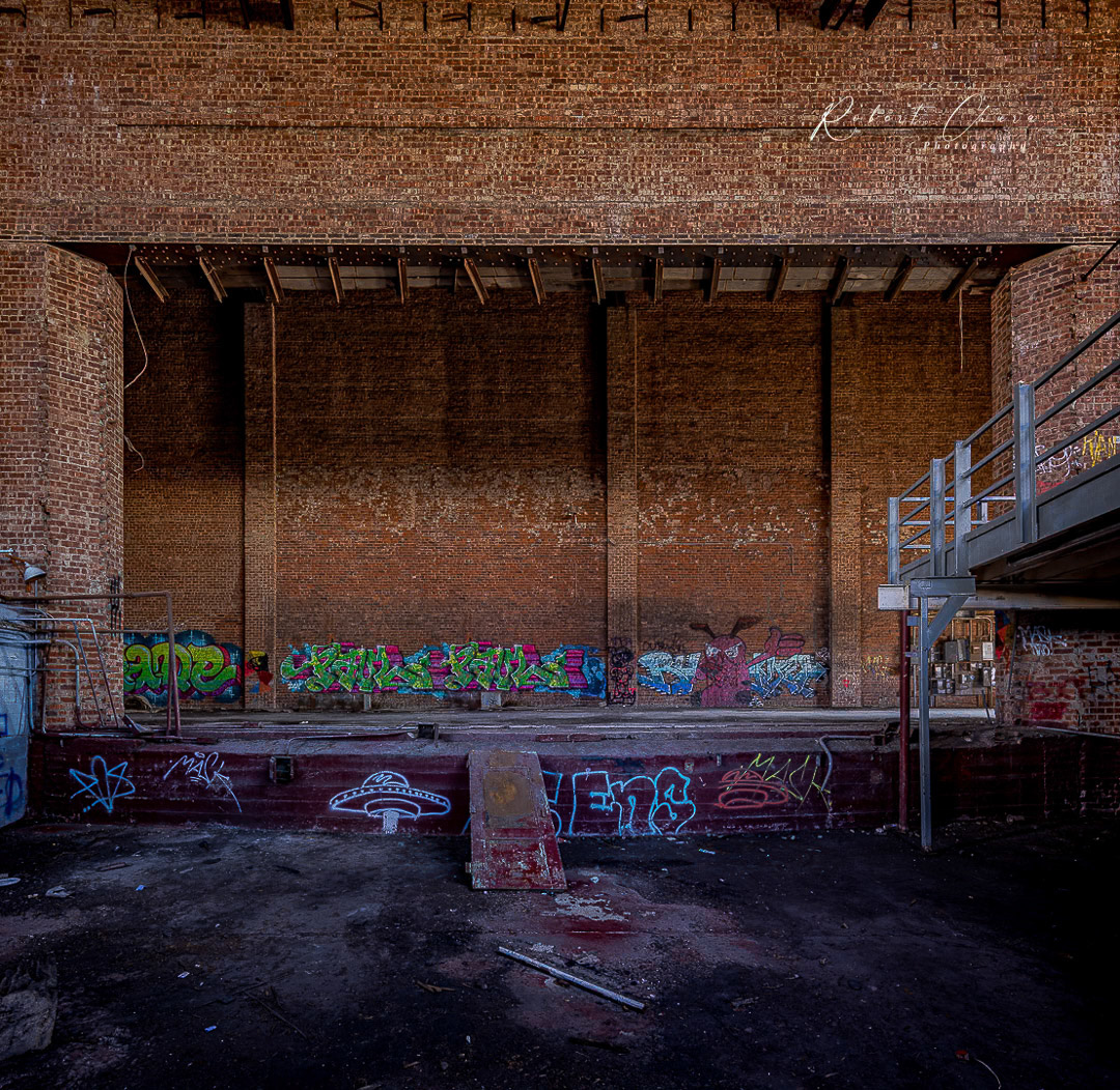 Front Stage