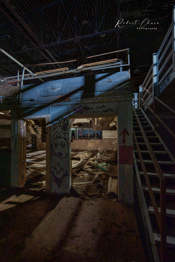 Smoker with Stairs