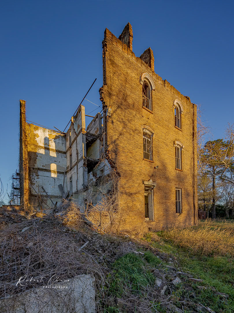 Mary Allen Seminary,Dusk