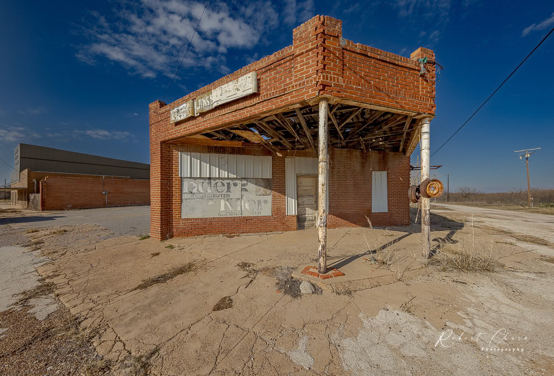 Gas Station Megargel