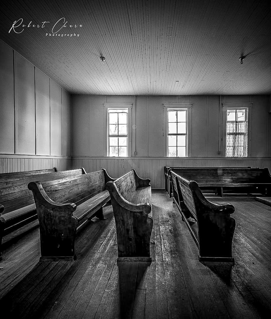BW Pews