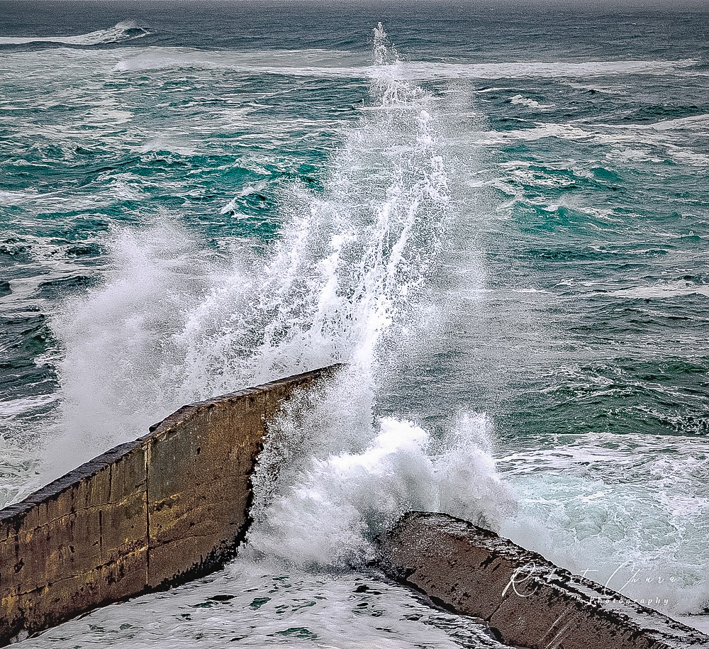 Crashing Wave