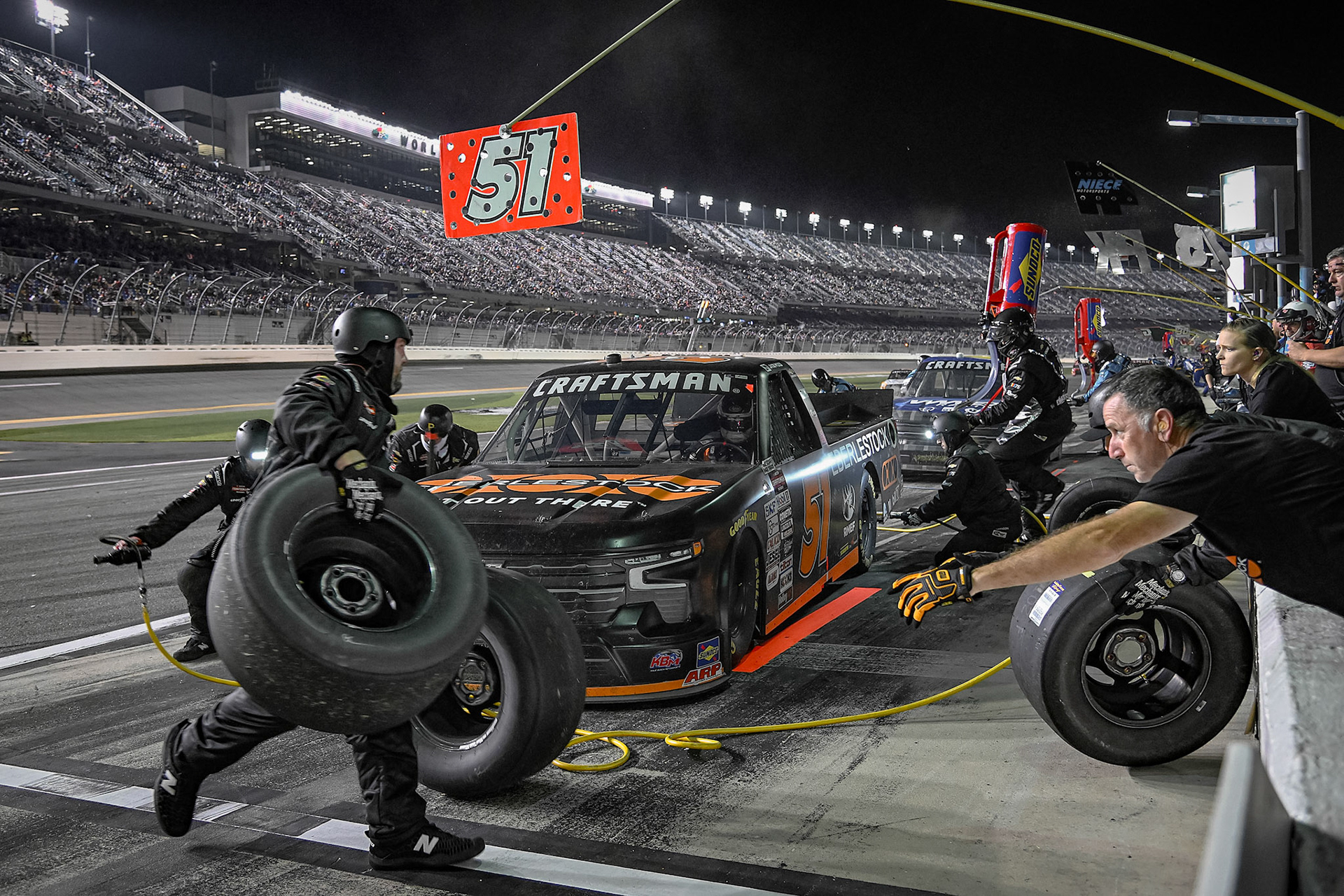 #51: Jack Wood, Kyle Busch Motorsports, Eberlestock Chevrolet Silverado