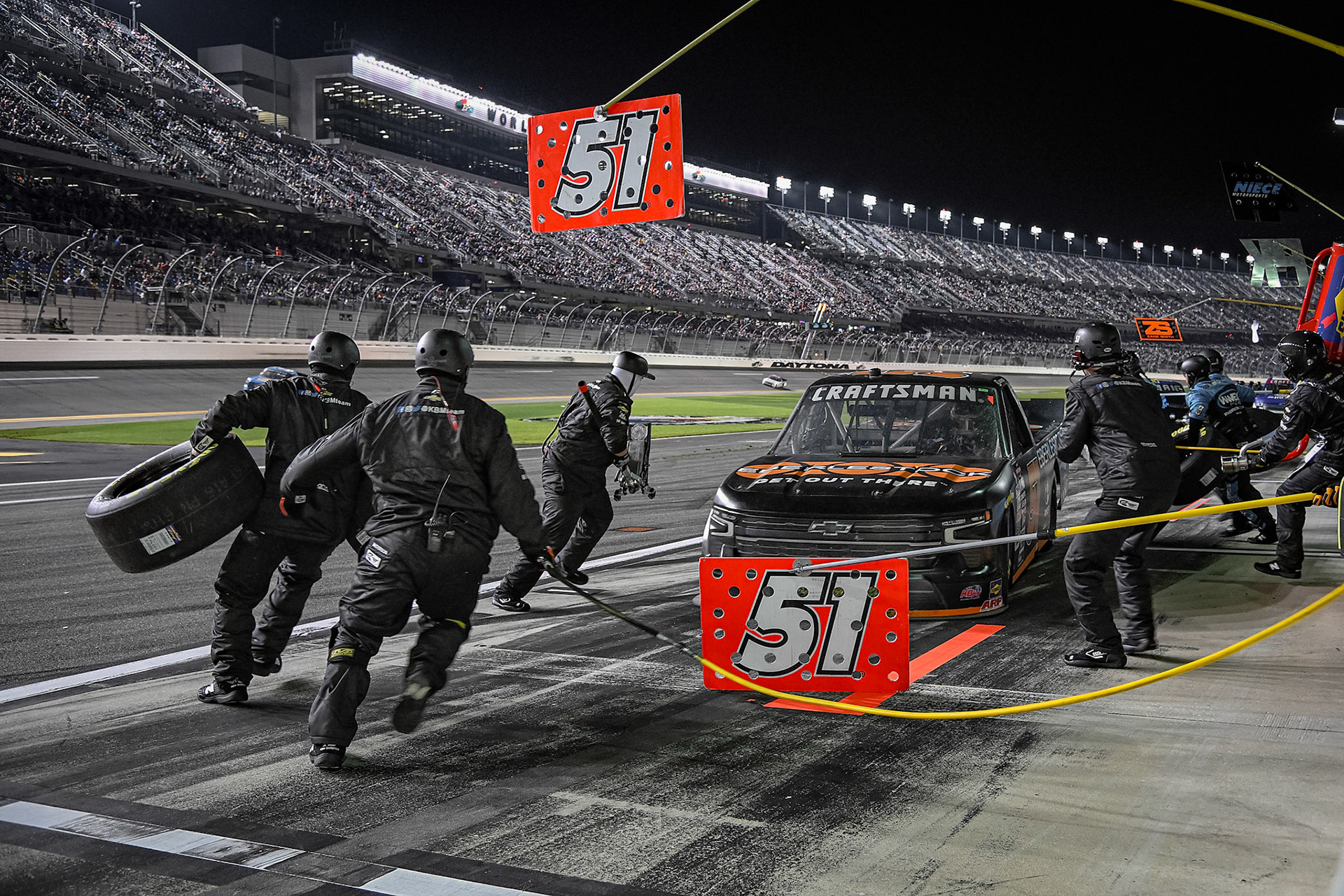 #51: Jack Wood, Kyle Busch Motorsports, Eberlestock Chevrolet Silverado