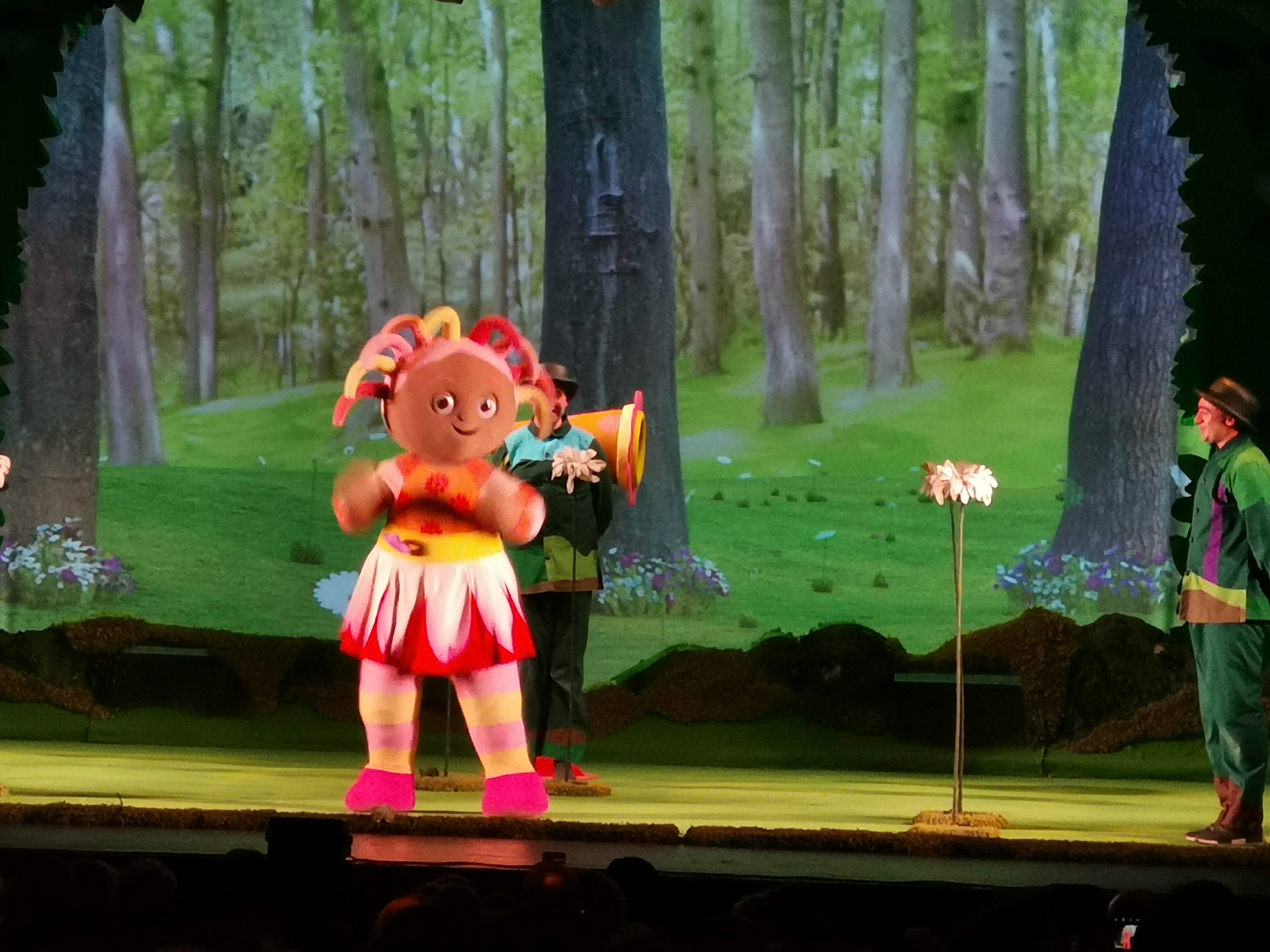 A great afternoon out at in the night garden live at the Cliffs Pavillion