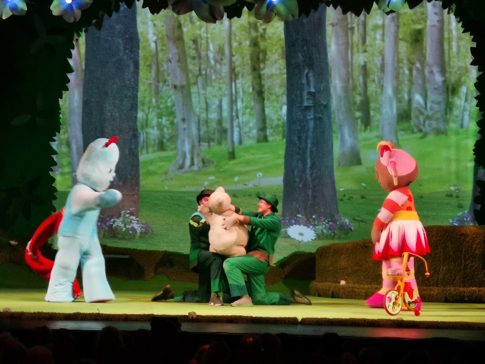 A great afternoon out at in the night garden live at the Cliffs Pavillion