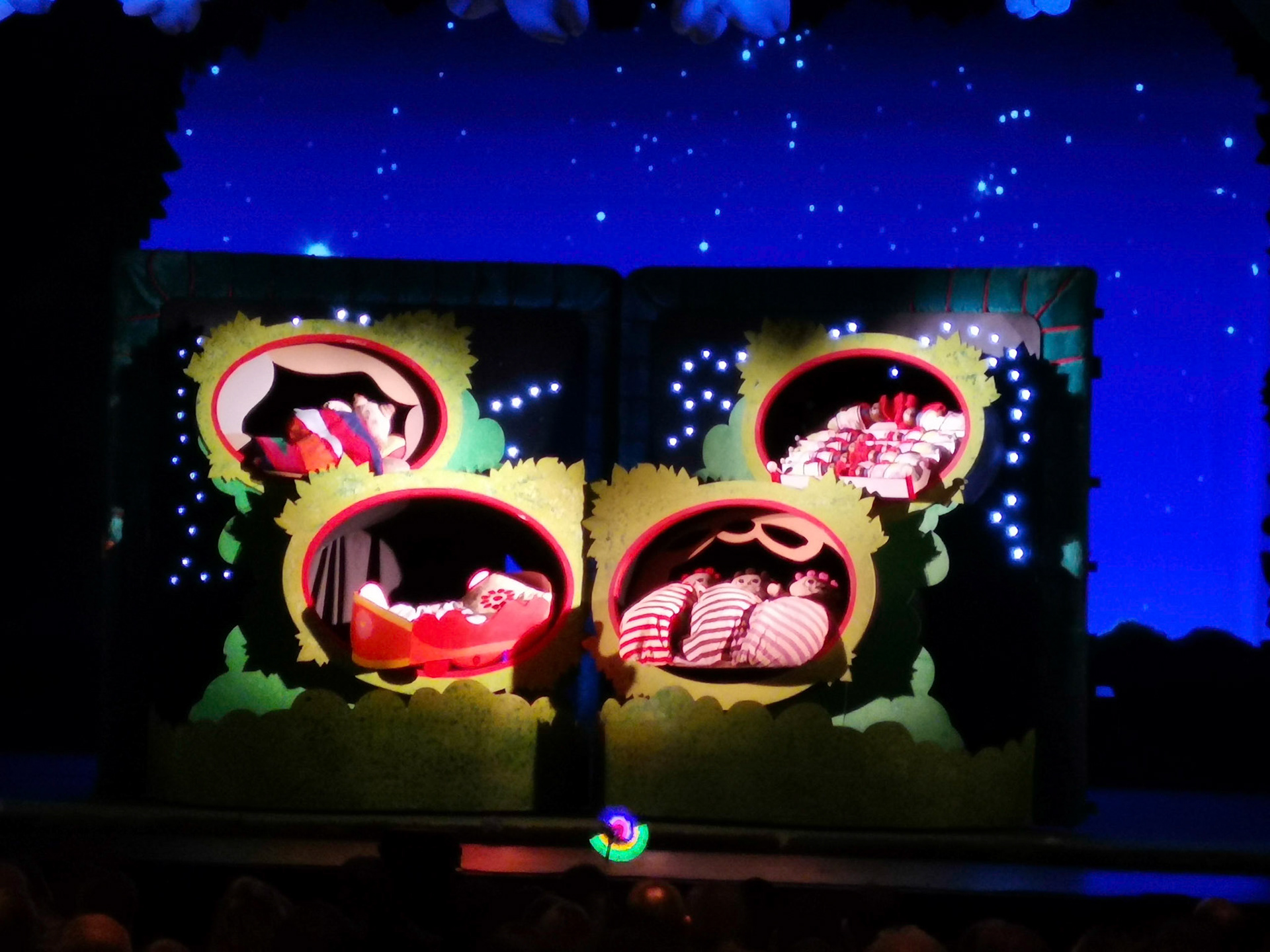 A great afternoon out at in the night garden live at the Cliffs Pavillion