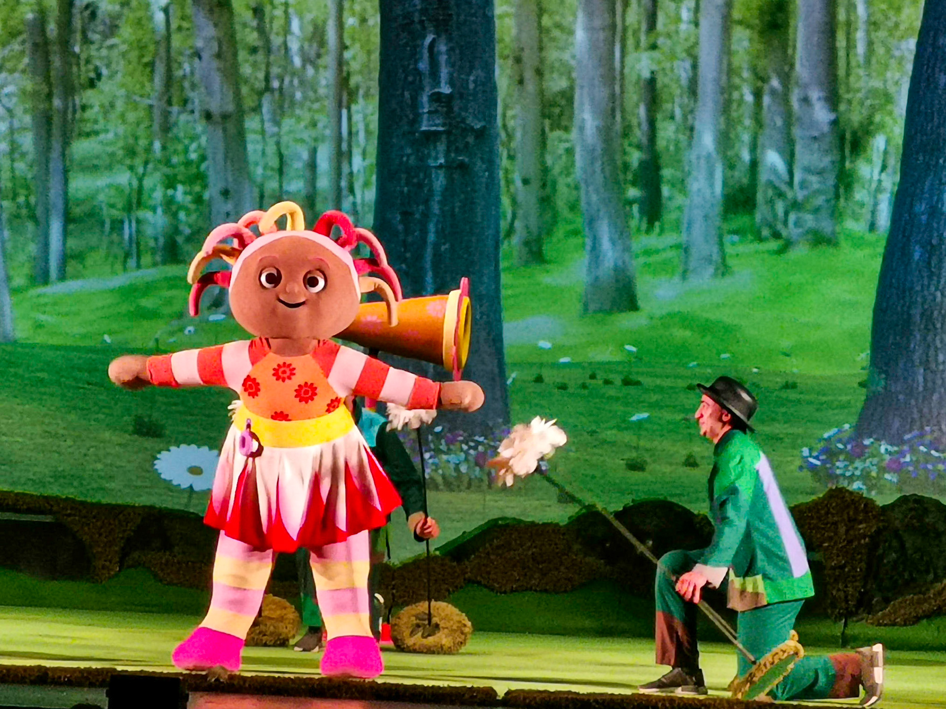 A great afternoon out at in the night garden live at the Cliffs Pavillion