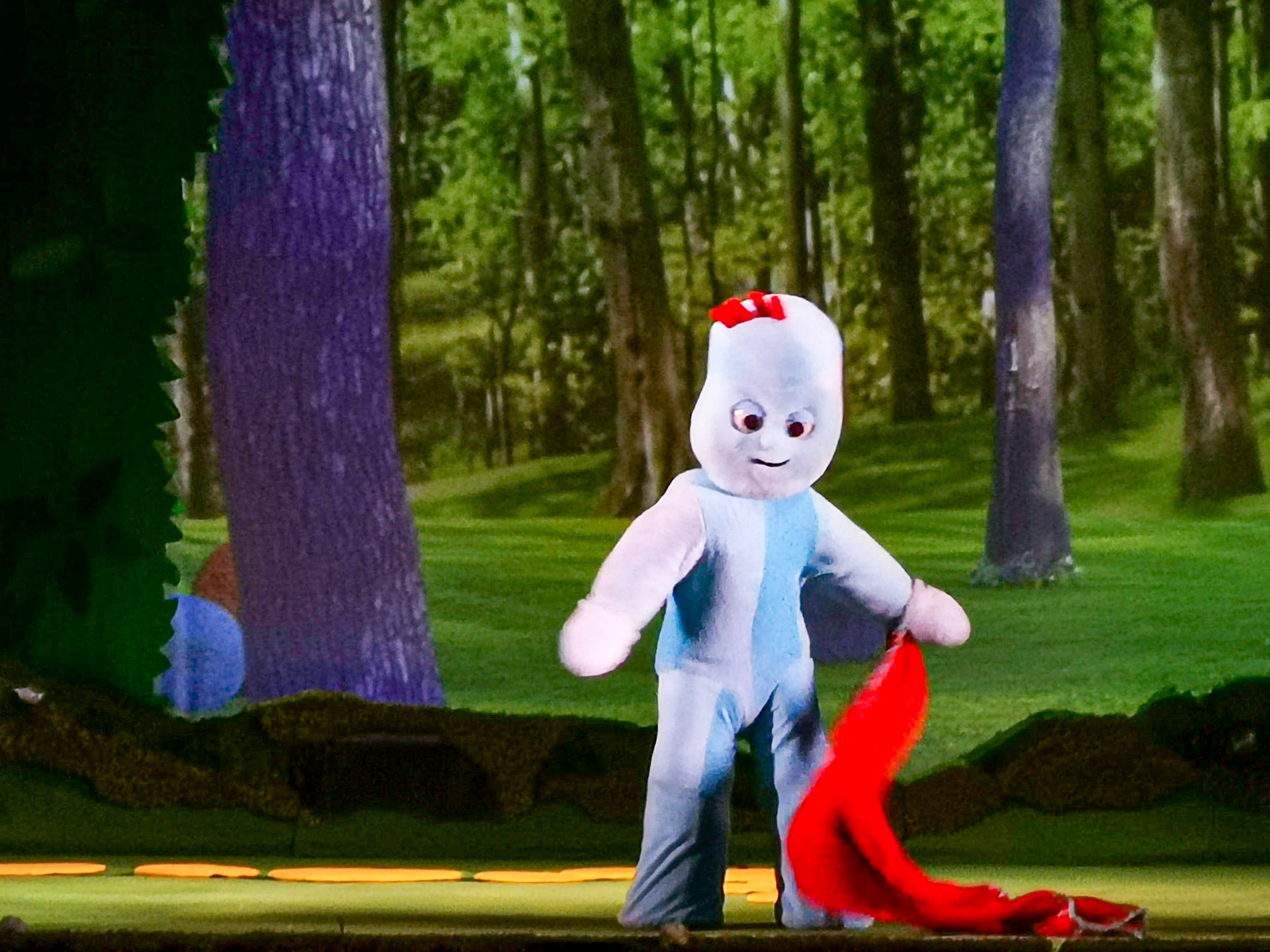 A great afternoon out at in the night garden live at the Cliffs Pavillion