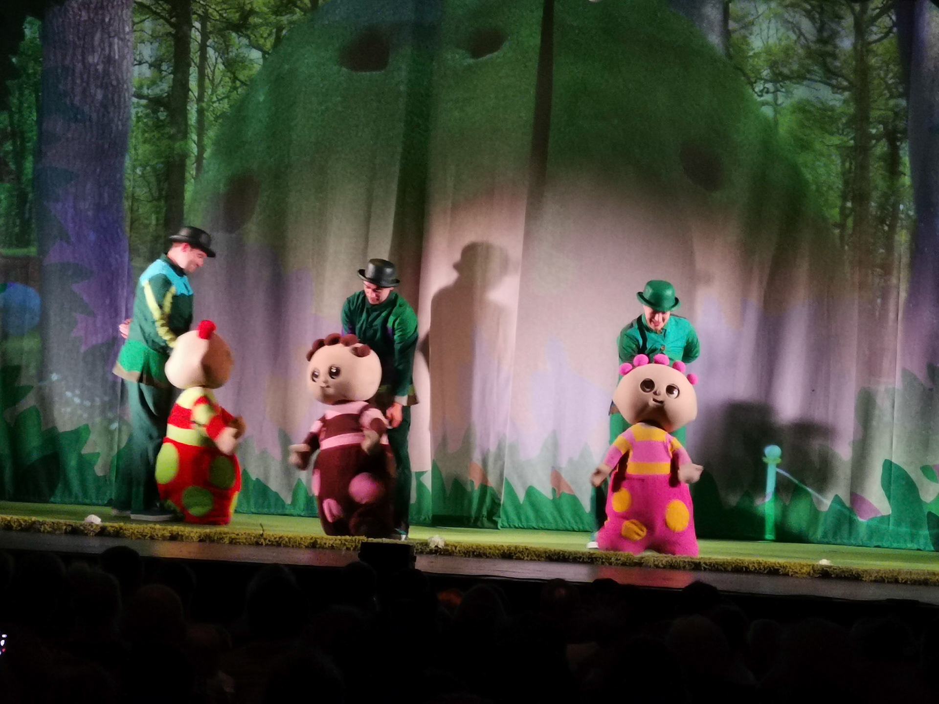 A great afternoon out at in the night garden live at the Cliffs Pavillion