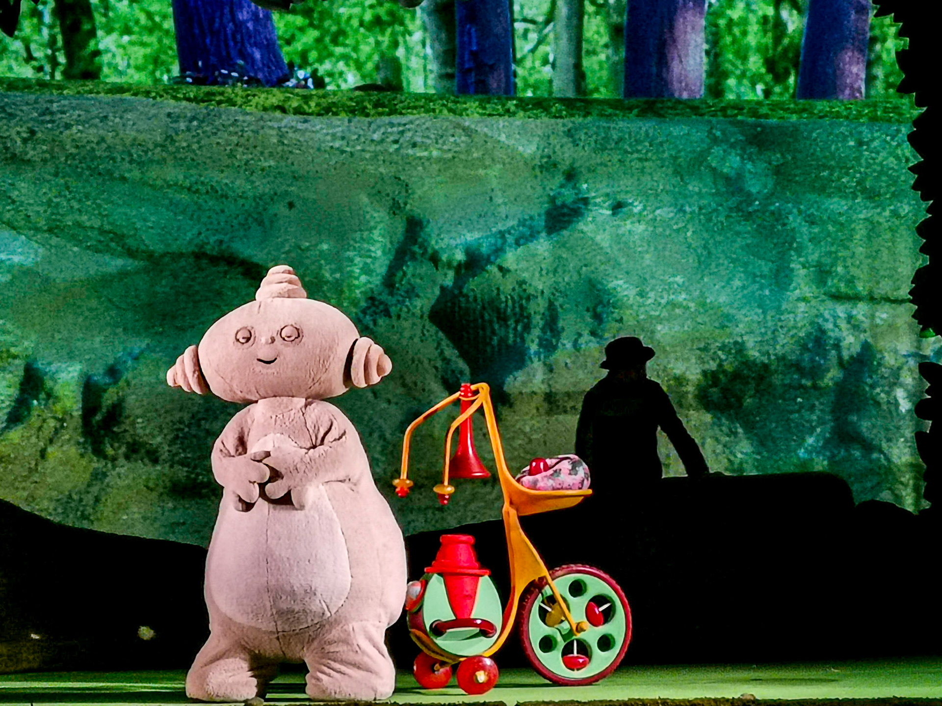 A great afternoon out at in the night garden live at the Cliffs Pavillion