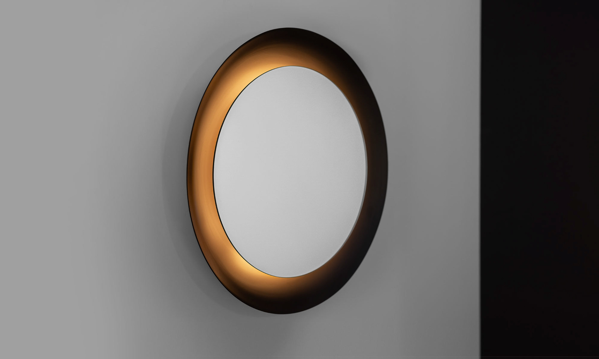 Eclipse Mirror