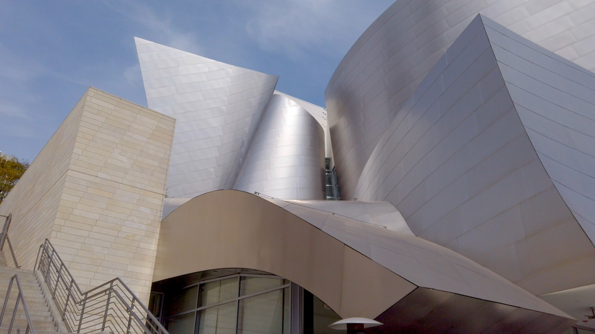 Facade of Walt Disney Concert Hall - LOS ANGELES, UNITED STATES OF AMERICA - APRIL 1, 2019