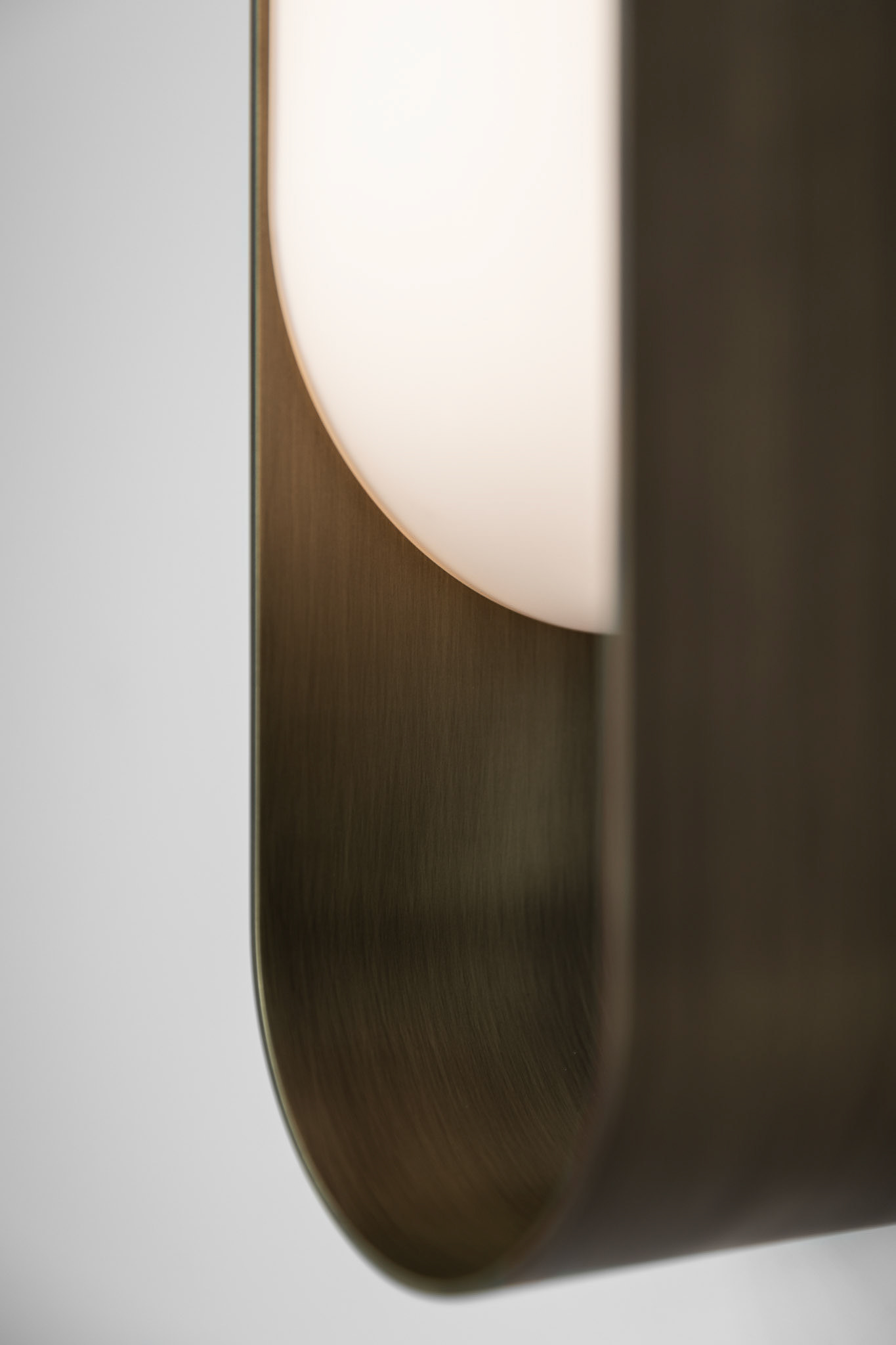 Loop Sconce