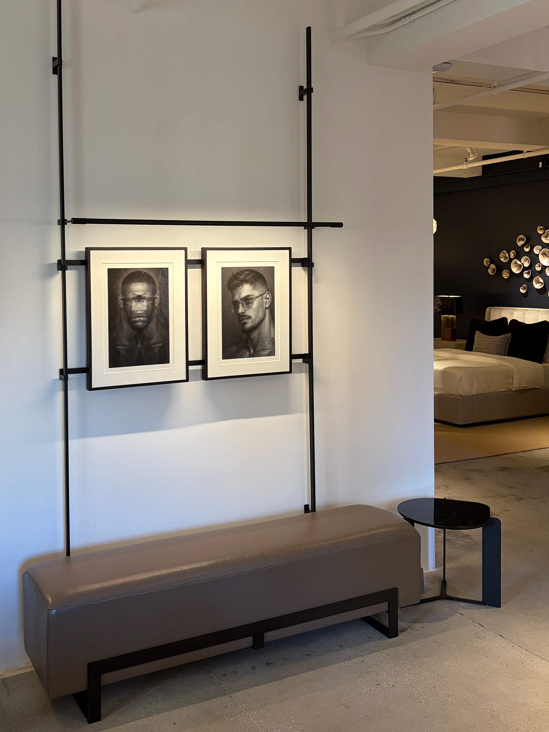 Otto Art Display