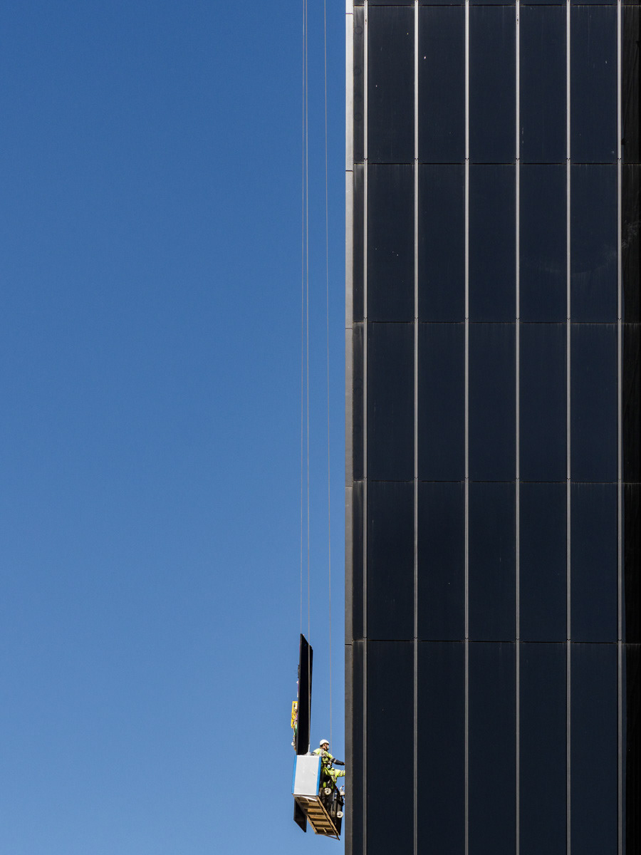 10/03/2021
