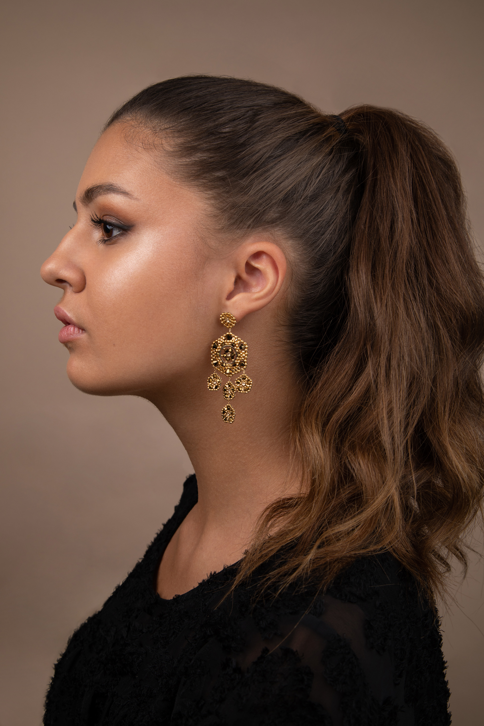 Client: Dear Mara, Model: Lissi, Photography: Evgenia Rieger