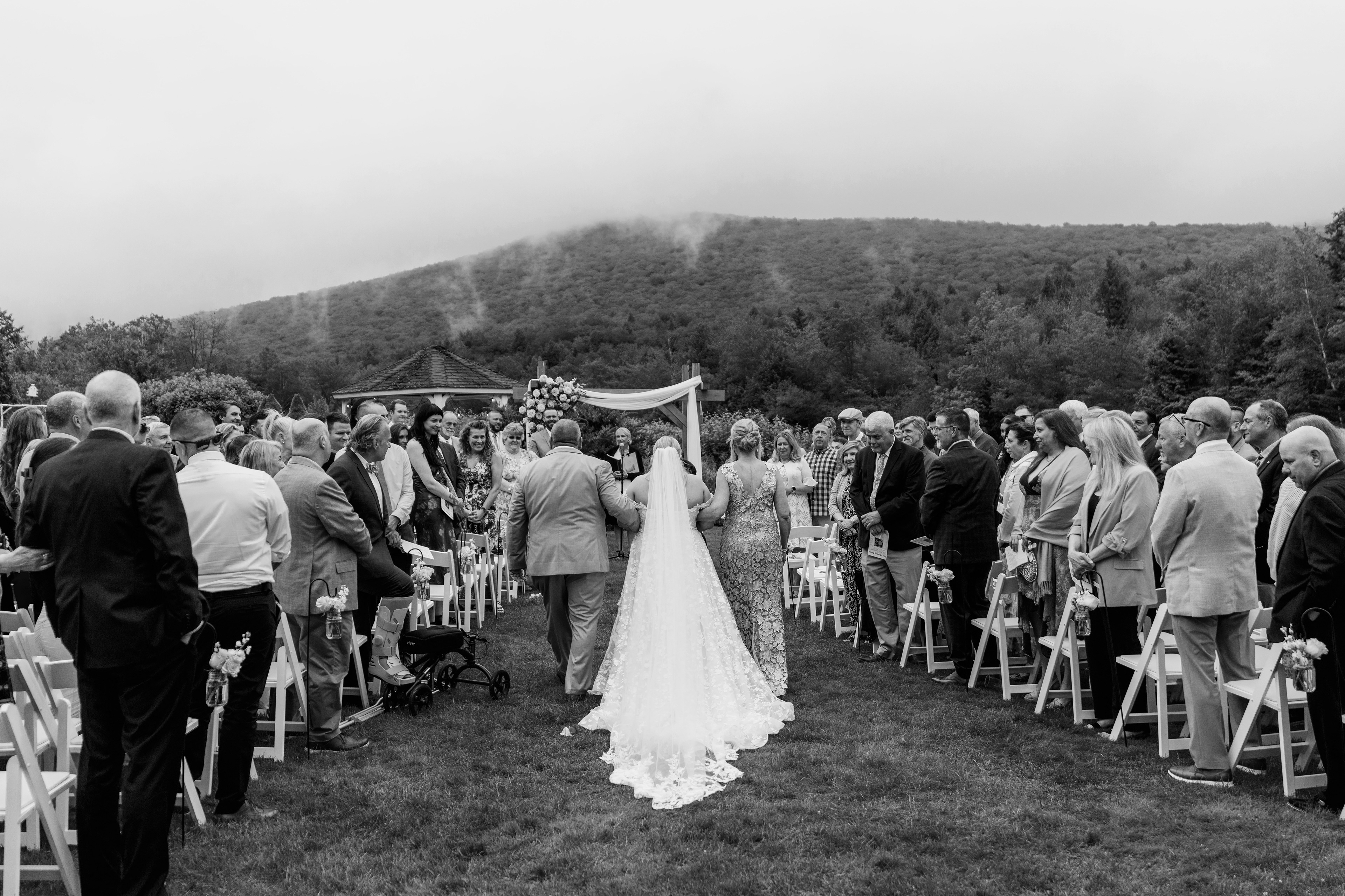 The White Mountains make the best wedding backdrop — no décor could ever compete with that view.