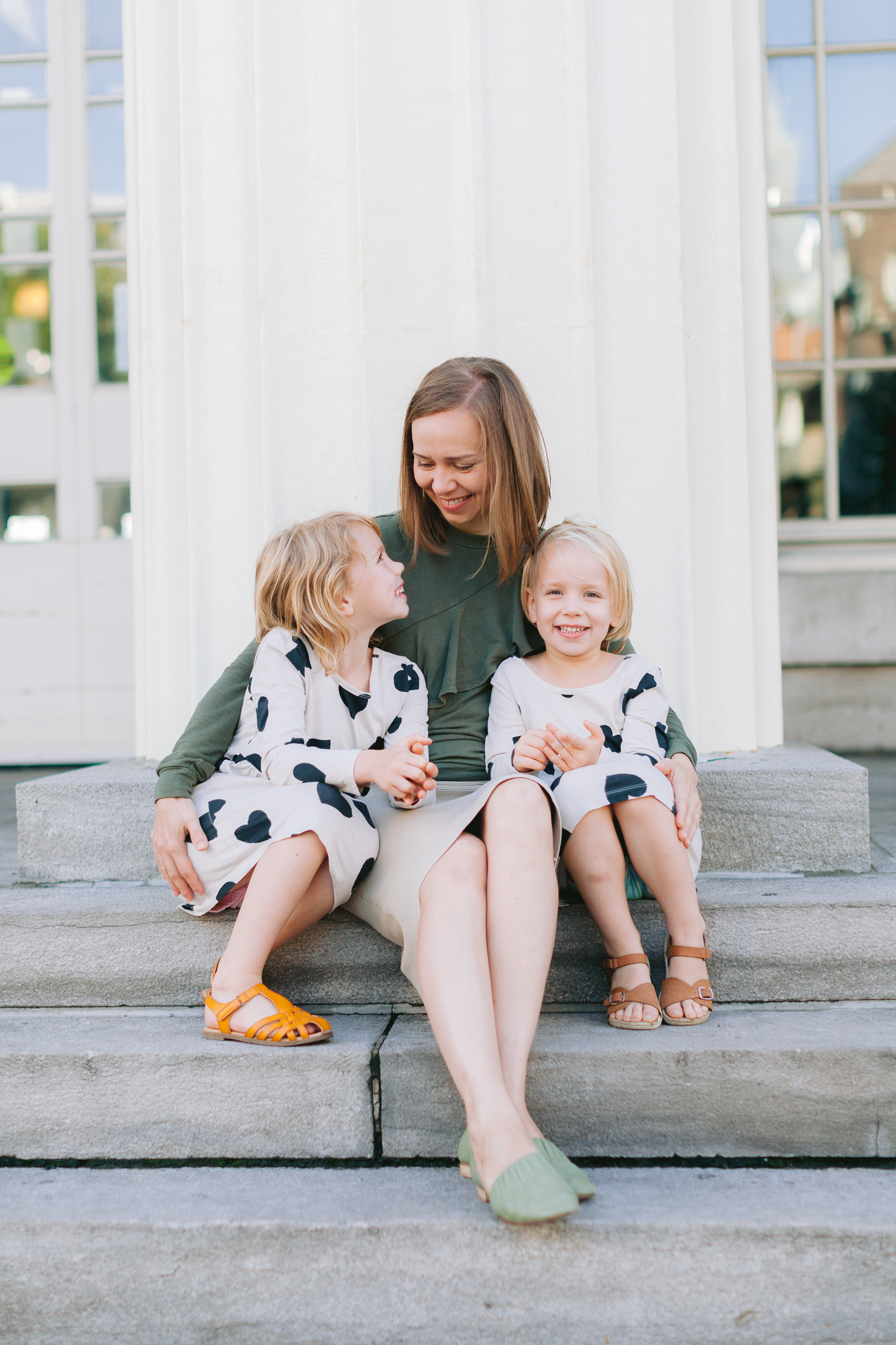 Not into stiff poses? Me neither. I’m all about candid wedding photography full of personality.