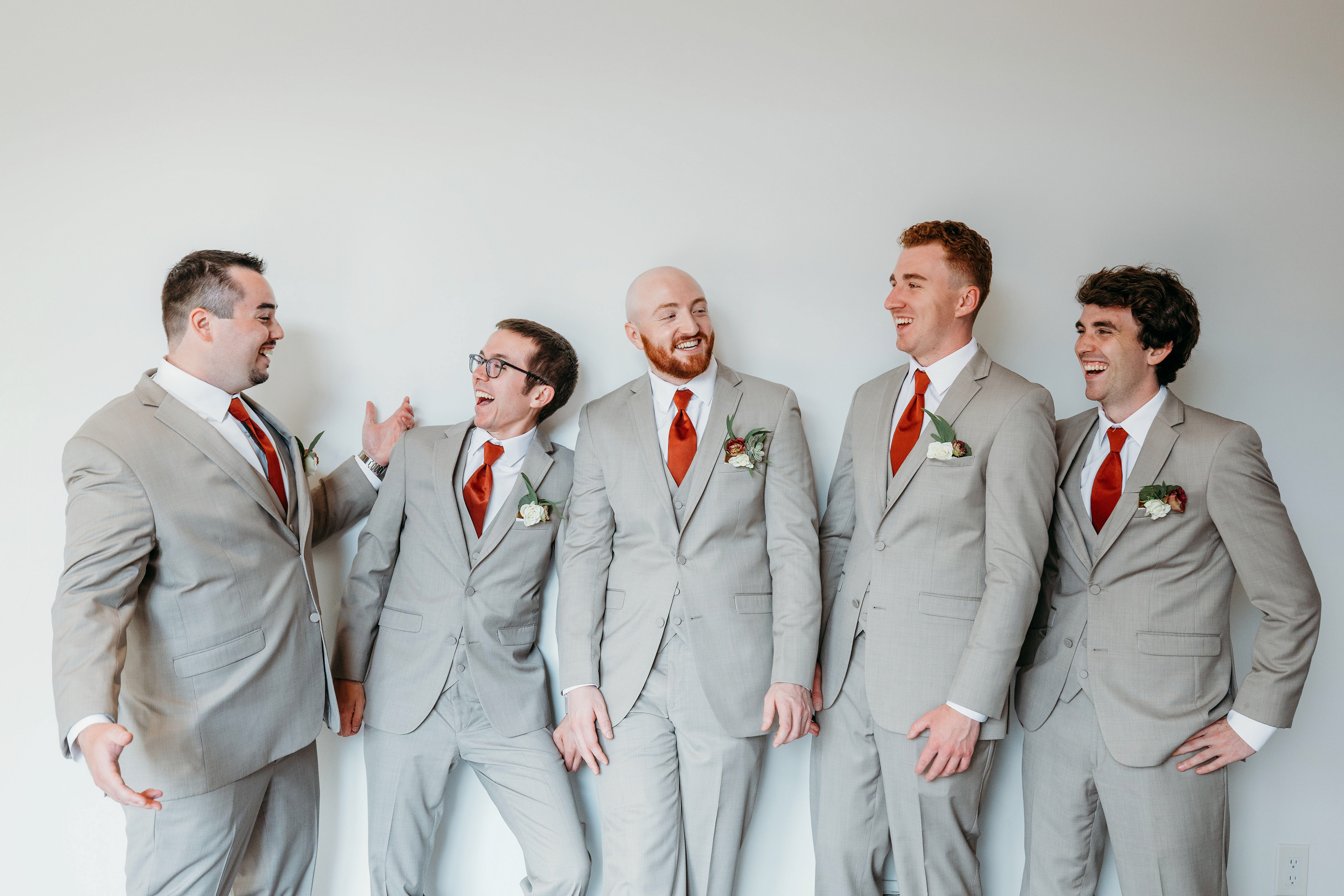 If you want natural wedding photos where your friends and family look like themselves — I’m your photographer.