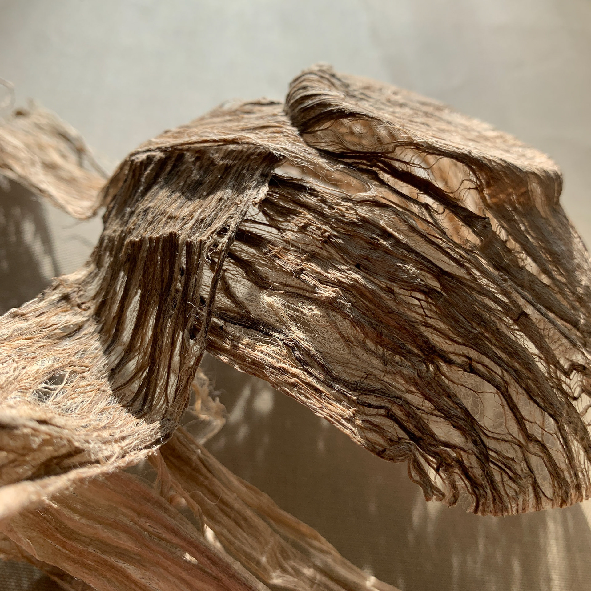 bark lace bowl detail 1