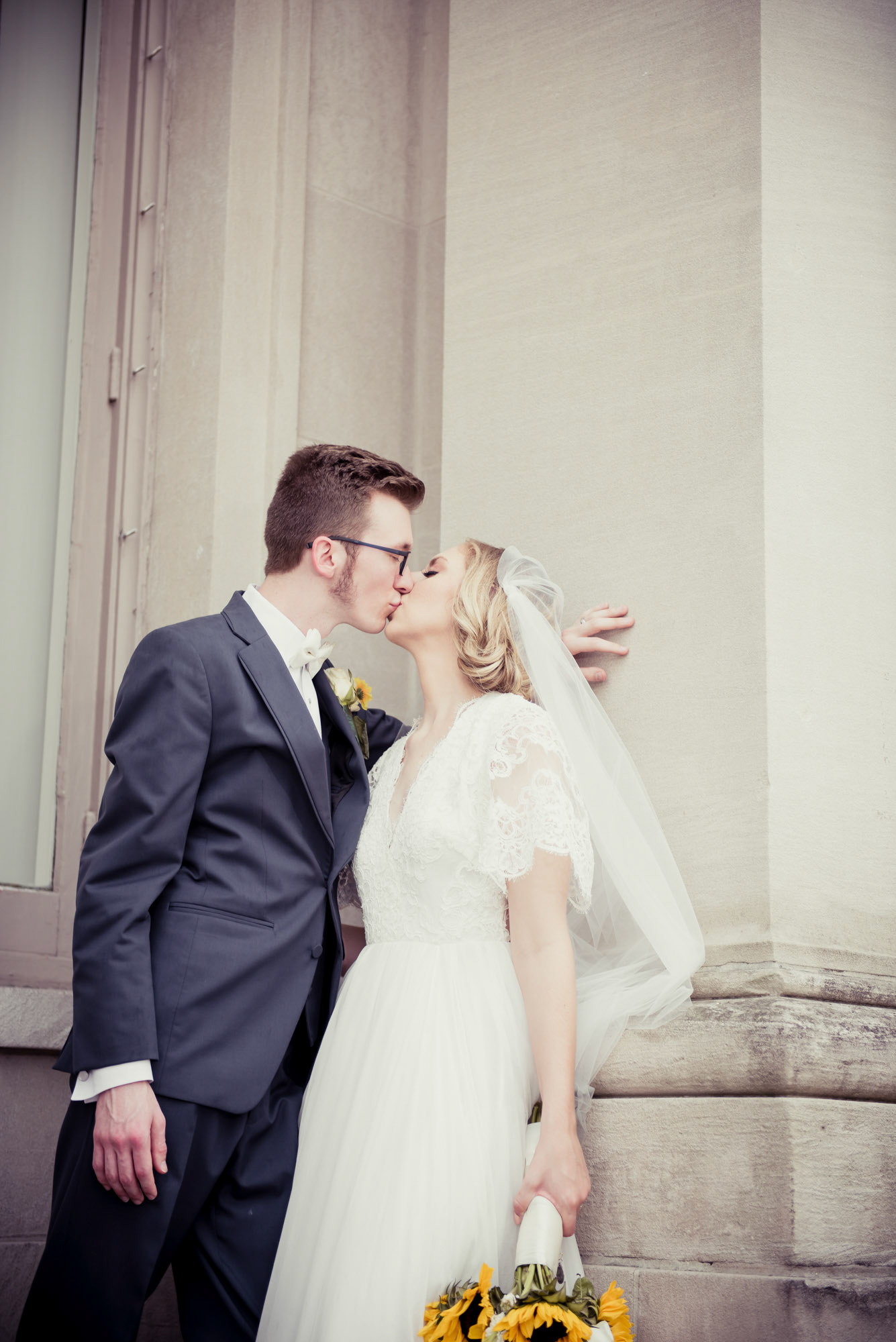 First Look, Bride and Groom, French Quarter, Jackson Square, 1216 Studio, New Orleans Wedding Photographers, 2019, 1st Look