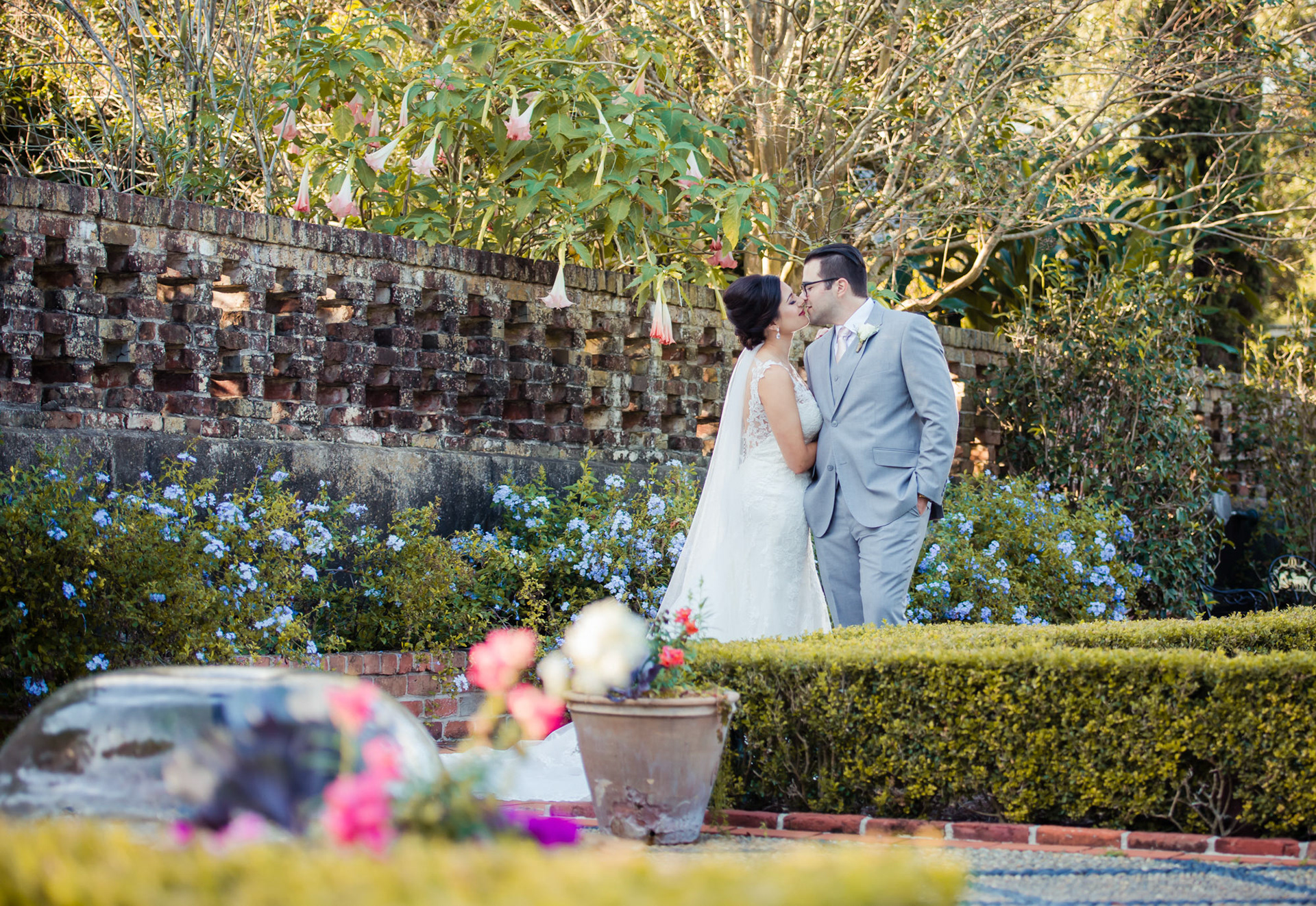 First Look, Bride and Groom, French Quarter, Jackson Square, 1216 Studio, New Orleans Wedding Photographers, 2019, 1st Look