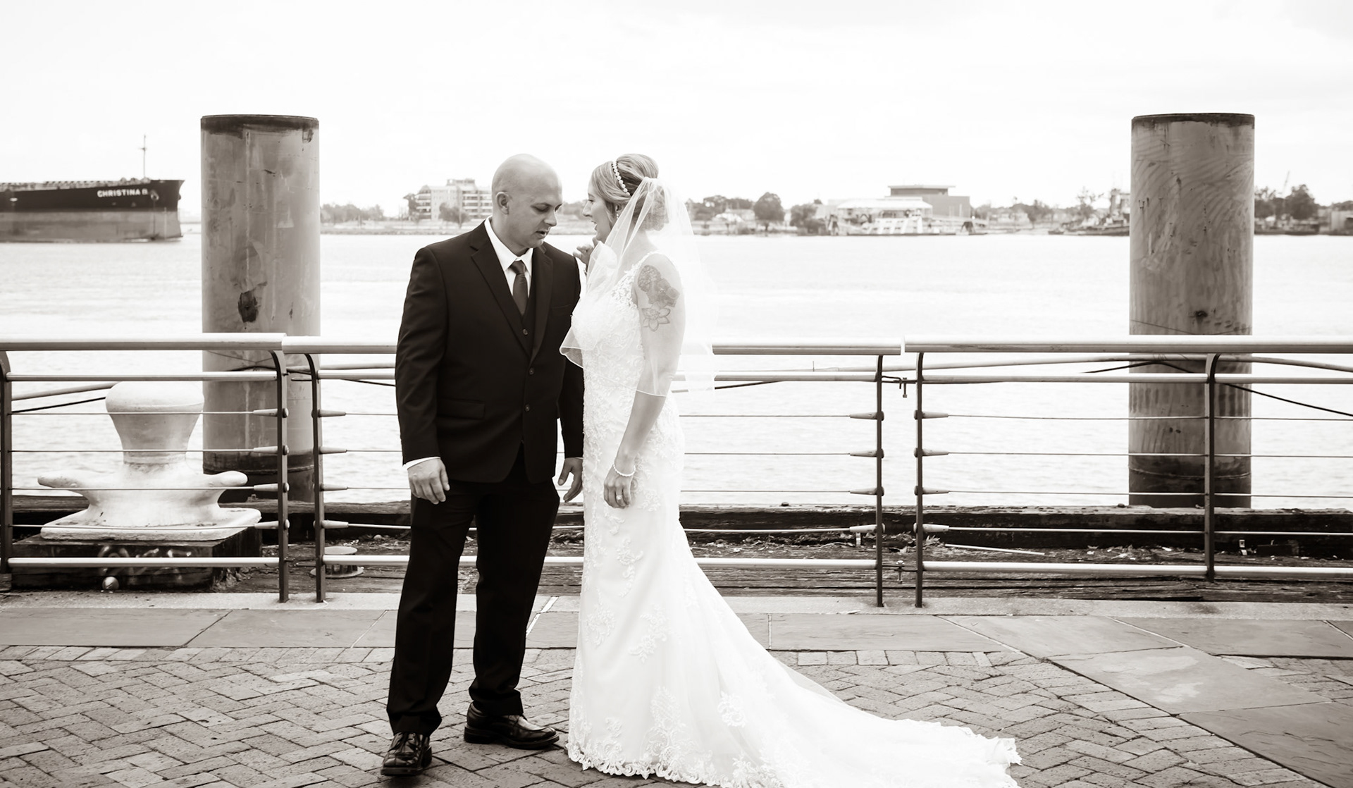 David & Kim Wedding Photography Album Jackson Square - Pat O' Briens River 1216 Studio New Orleans Wedding Photographers