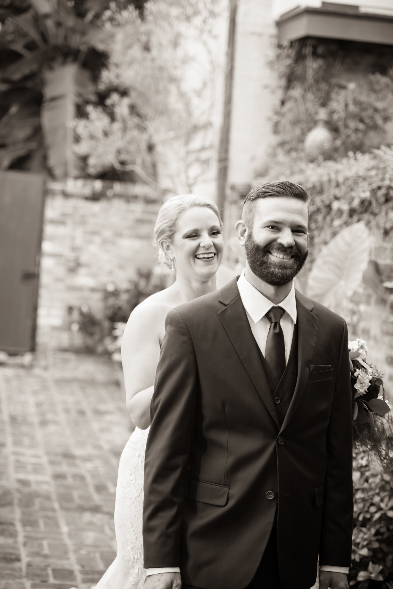First Look, Bride and Groom, French Quarter, Jackson Square, 1216 Studio, New Orleans Wedding Photographers, 2019, 1st Look