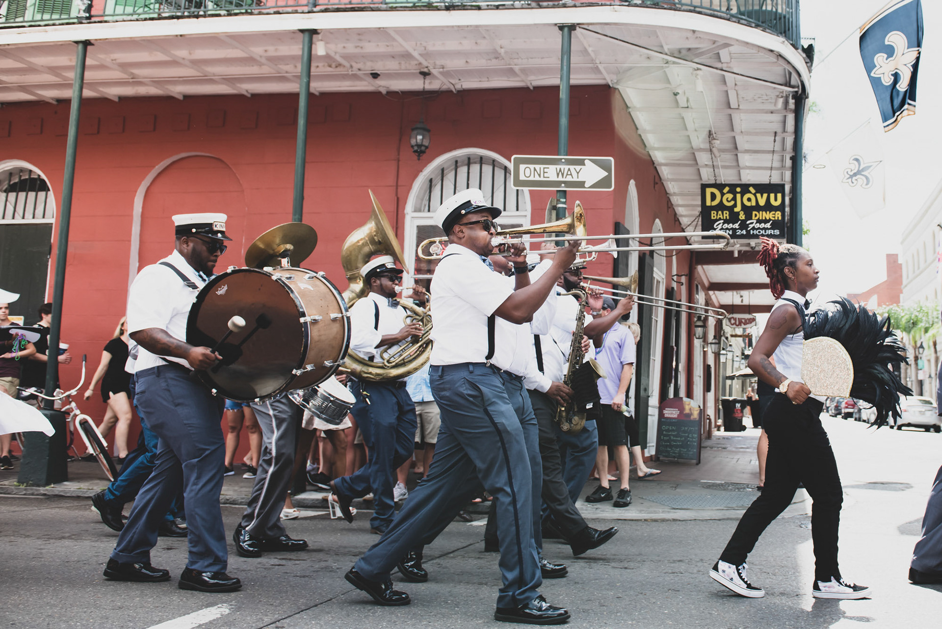 Wedding Second Line New Orleans 1216 Studio Wedding Photography 2nd Line Dance 2019