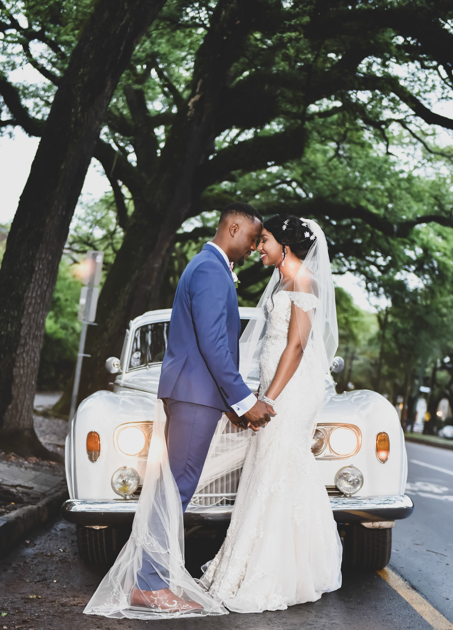 First Look, Bride and Groom, French Quarter, Jackson Square, 1216 Studio, New Orleans Wedding Photographers, 2019, 1st Look