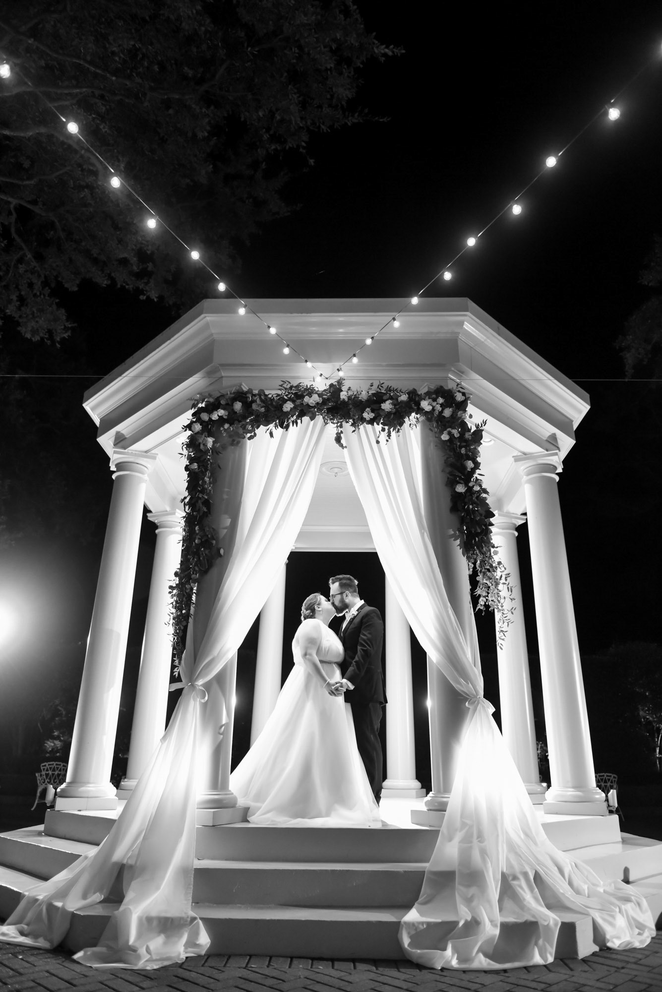 First Look, Bride and Groom, French Quarter, Jackson Square, 1216 Studio, New Orleans Wedding Photographers, 2019, 1st Look
