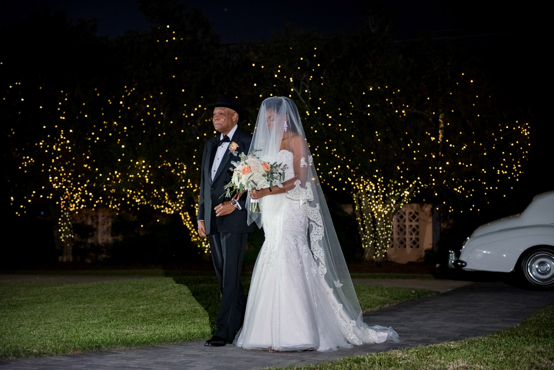 First Look, Bride and Groom, French Quarter, Jackson Square, 1216 Studio, New Orleans Wedding Photographers, 2019, 1st Look