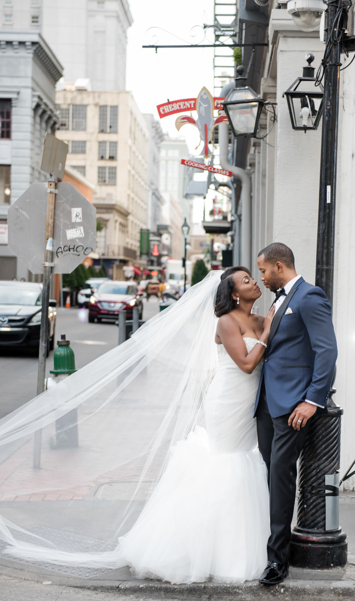First Look, Bride and Groom, French Quarter, Jackson Square, 1216 Studio, New Orleans Wedding Photographers, 2019, 1st Look